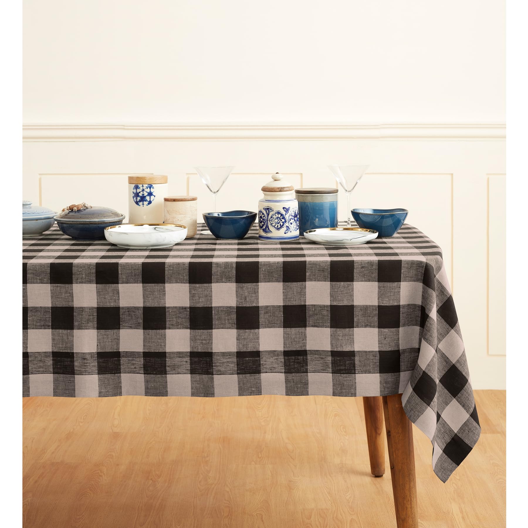 Solino Home 60x90 Inch Buffalo Check Linen Tablecloth - 100% Pure Natural & Black Plaid Table Cover for Rectangle Dining Tables - Washable Checkered Kitchen Decor for Spring, Easter, Mothers Day Gifts - Perfect for Holiday Dinners, Farmhouse Decor & Outdoor Picnics