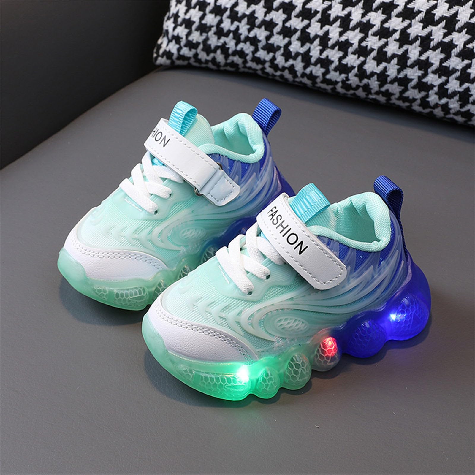 Eoailr LED Light Up Sneakers for Toddlers - Breathable Infant Sports Shoes for Girls & Boys - Comfortable Casual Kids Shoes for Running, Walking & Playtime