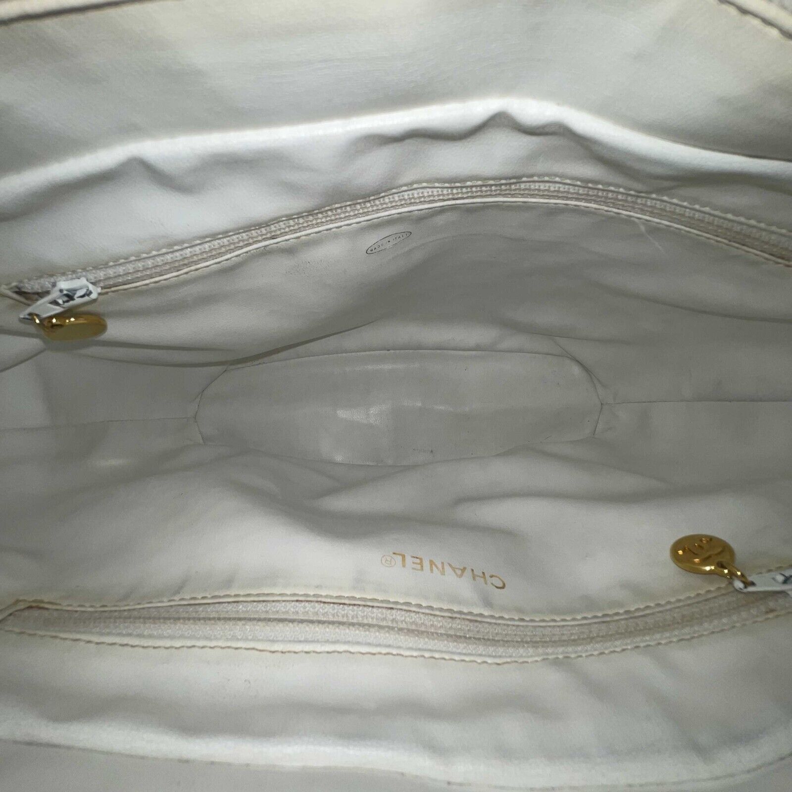 Vintage CHANEL 1994 White Leather Small Chevron Tote Shoulder Bag - Luxury Designer Handbag for Women, Perfect for Everyday Use & Special Occasions