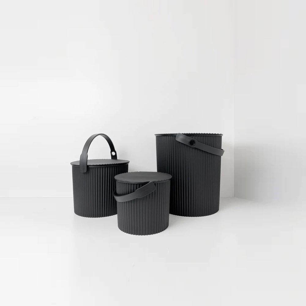 HACHIMAN KASEI 20L OmnioUtil Storage Bin - Black Plastic Garden Organizer for Home, Yard & Outdoor Use - Perfect for Storing Tools, Toys & Gardening Supplies