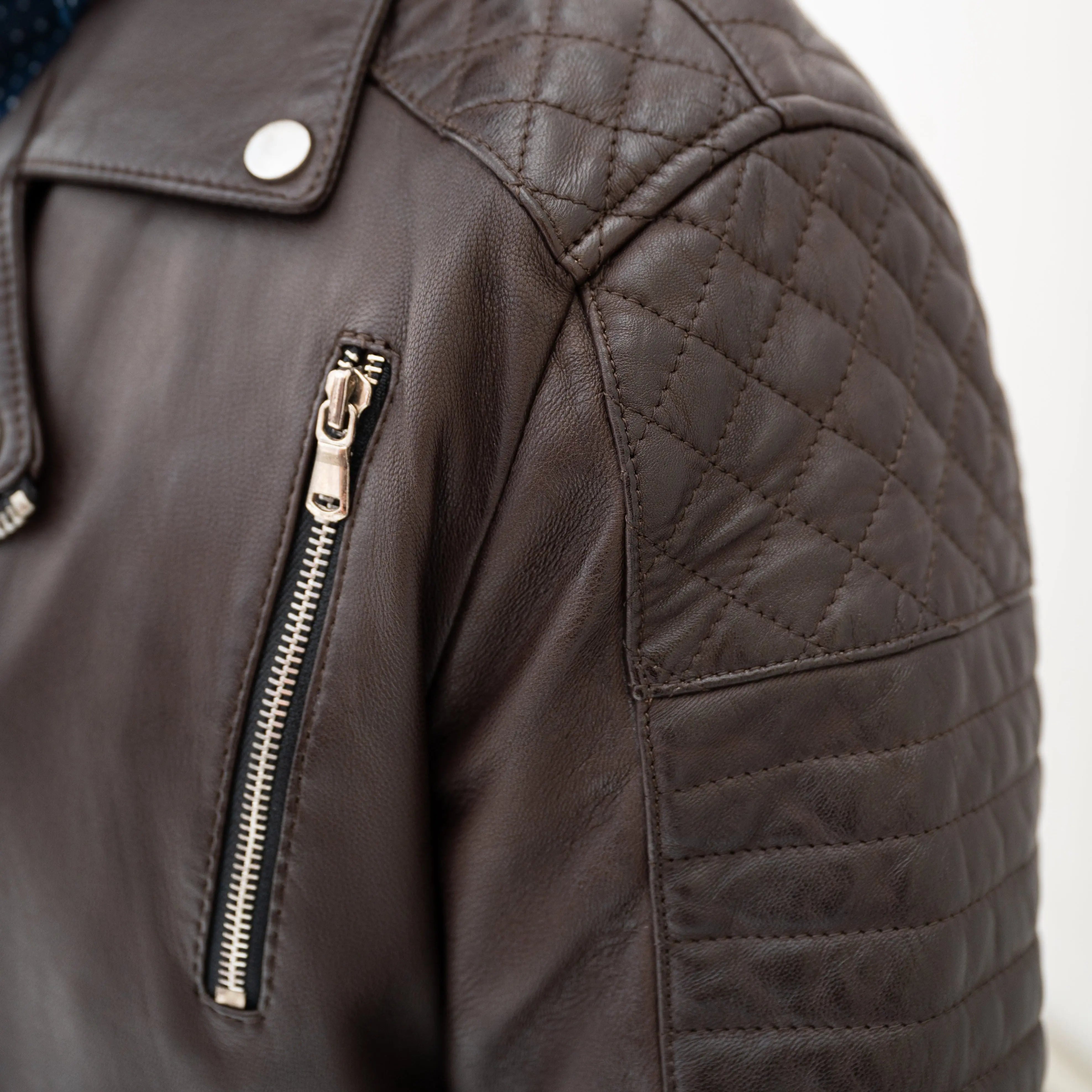 BOL Men's Classic Biker Look Zip-Up Leather Jacket - Vintage Motorcycle Style Outerwear for Riding & Casual Wear