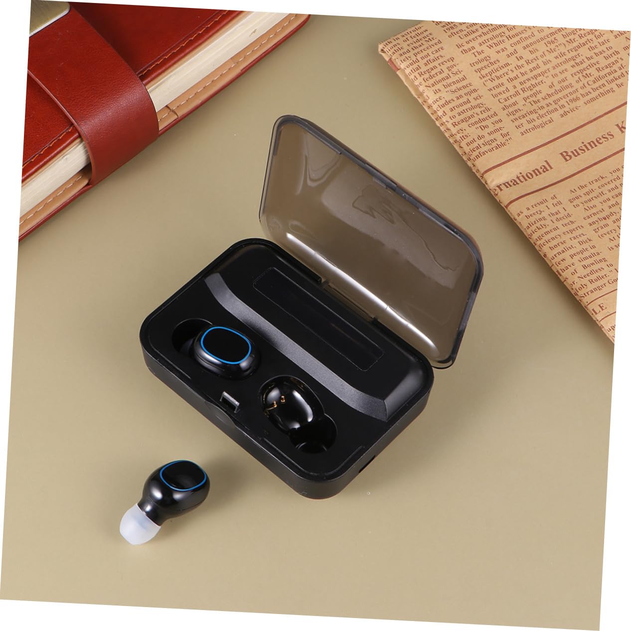 Hemobllo Wireless Over-Ear Headphones with Active Noise Cancelling, Bluetooth 5.0, Hi-Fi Sound & Breathing LED Lights - Perfect for Travel, Office Work, and Gaming Sessions