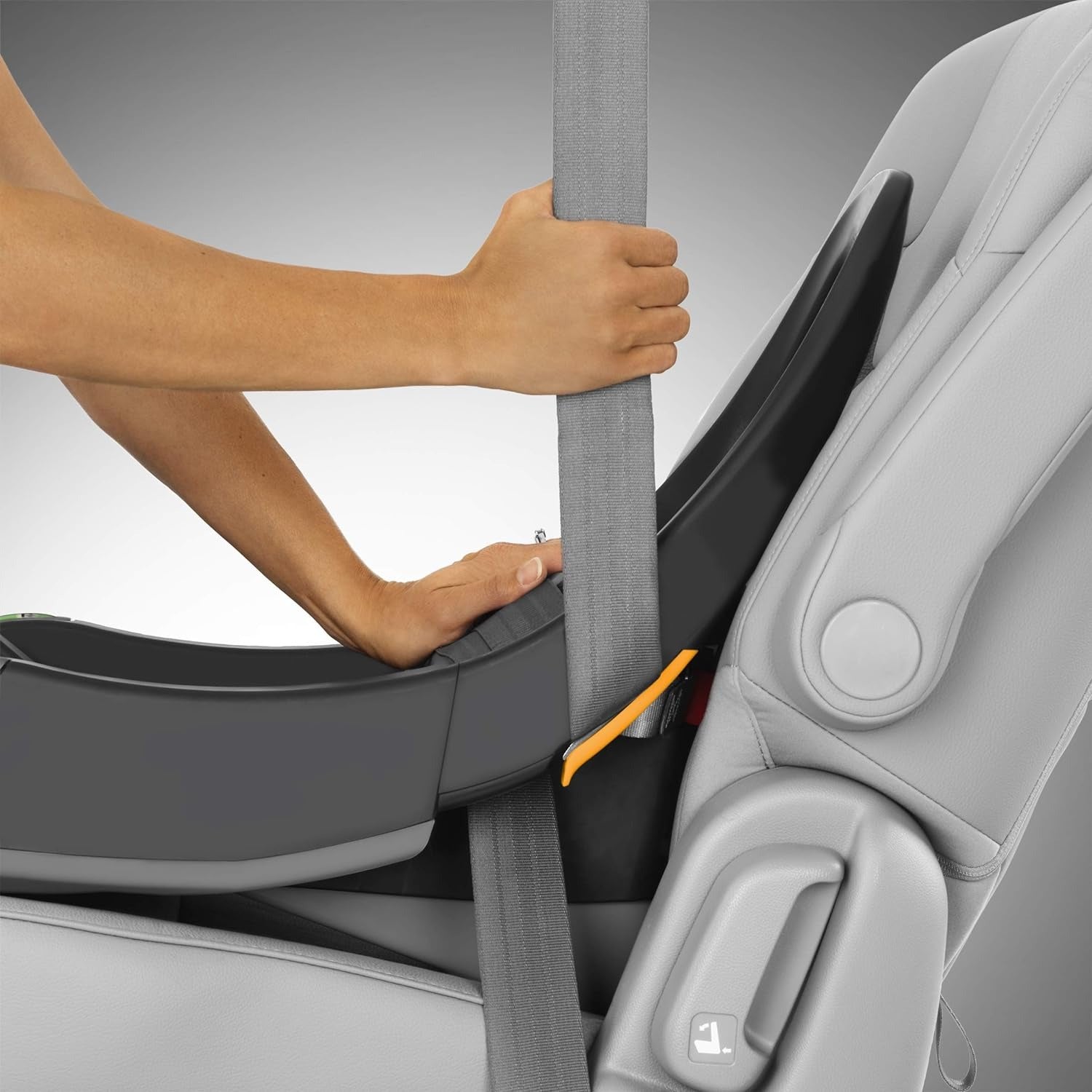 Chicco KeyFit 35 Infant Car Seat Base - Safe & Easy Installation for Newborns & Babies - Perfect for Travel, Daily Commutes & Family Road Trips