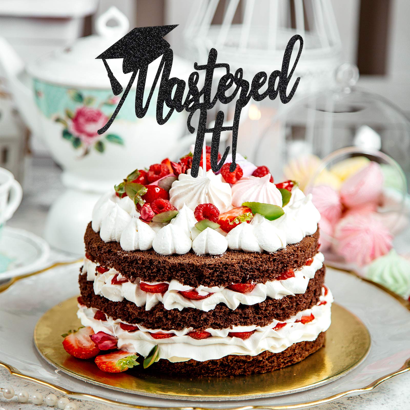 2024 Graduation Cake Topper - Black Glitter 'Mastered It' Sign for Graduation Party Decorations | Perfect for Graduation Cakes, Cupcakes & Dessert Tables