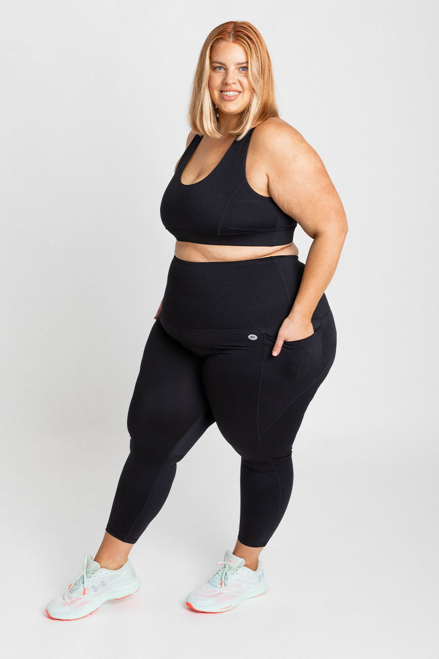 Training Pocket Move 7/8 Leggings for Women - Black | High-Waisted Workout Yoga Pants with Side Pockets | Perfect for Gym, Running & Lounge Wear