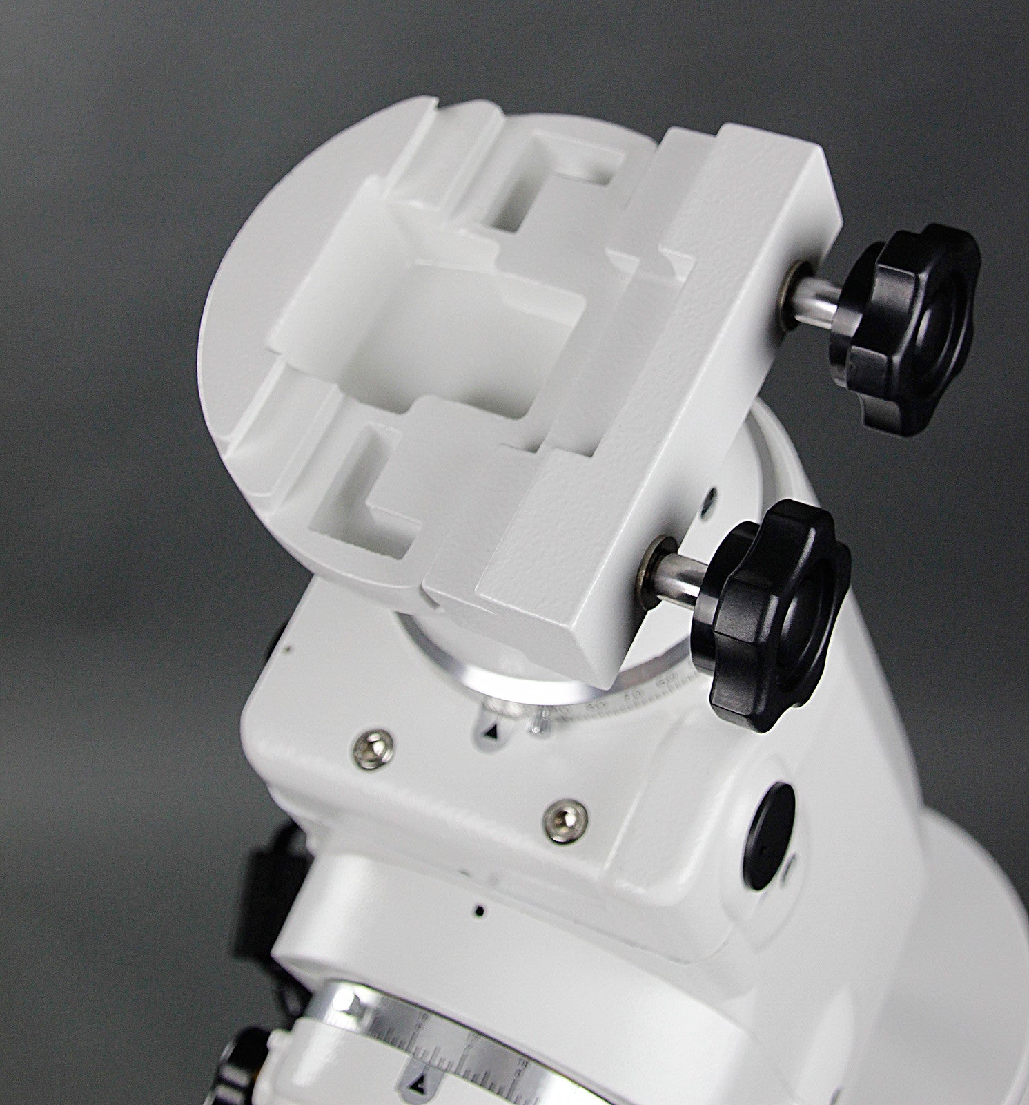 Sky Watcher EQ6 Equatorial GoTo Telescope Mount S30100 - Professional Astronomy Equipment for Stargazing & Astrophotography - Perfect for Backyard Observing and Deep Space Exploration