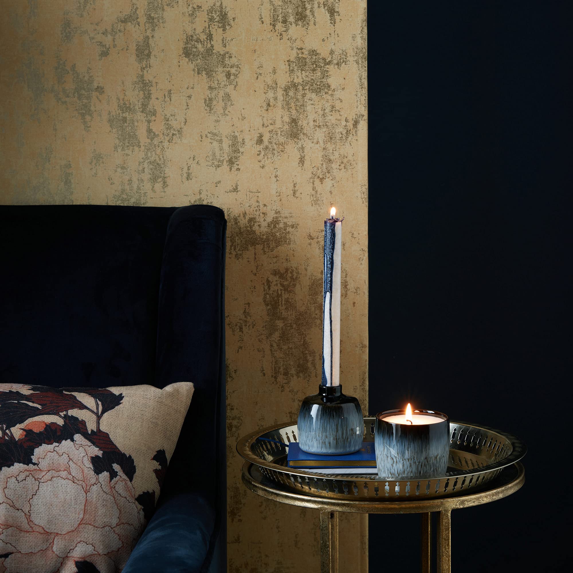 Denby Halo Ceramic Candle - Hand-Poured Natural Soy Wax Candle with 40-Hour Burn Time - Jasmine & Patchouli Scented - Black & Grey Reactive Glaze Pot in Gift Box - Perfect for Home Decor, Relaxation & Gifts