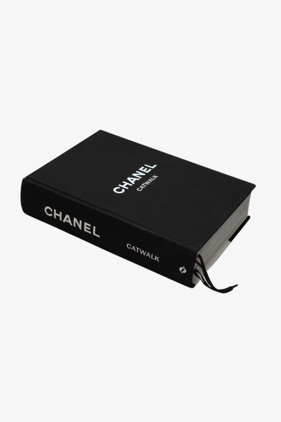 Chanel Catwalk: The Complete Karl Lagerfeld Collections - Fashion History Book for Luxury Style Inspiration & Runway Trends