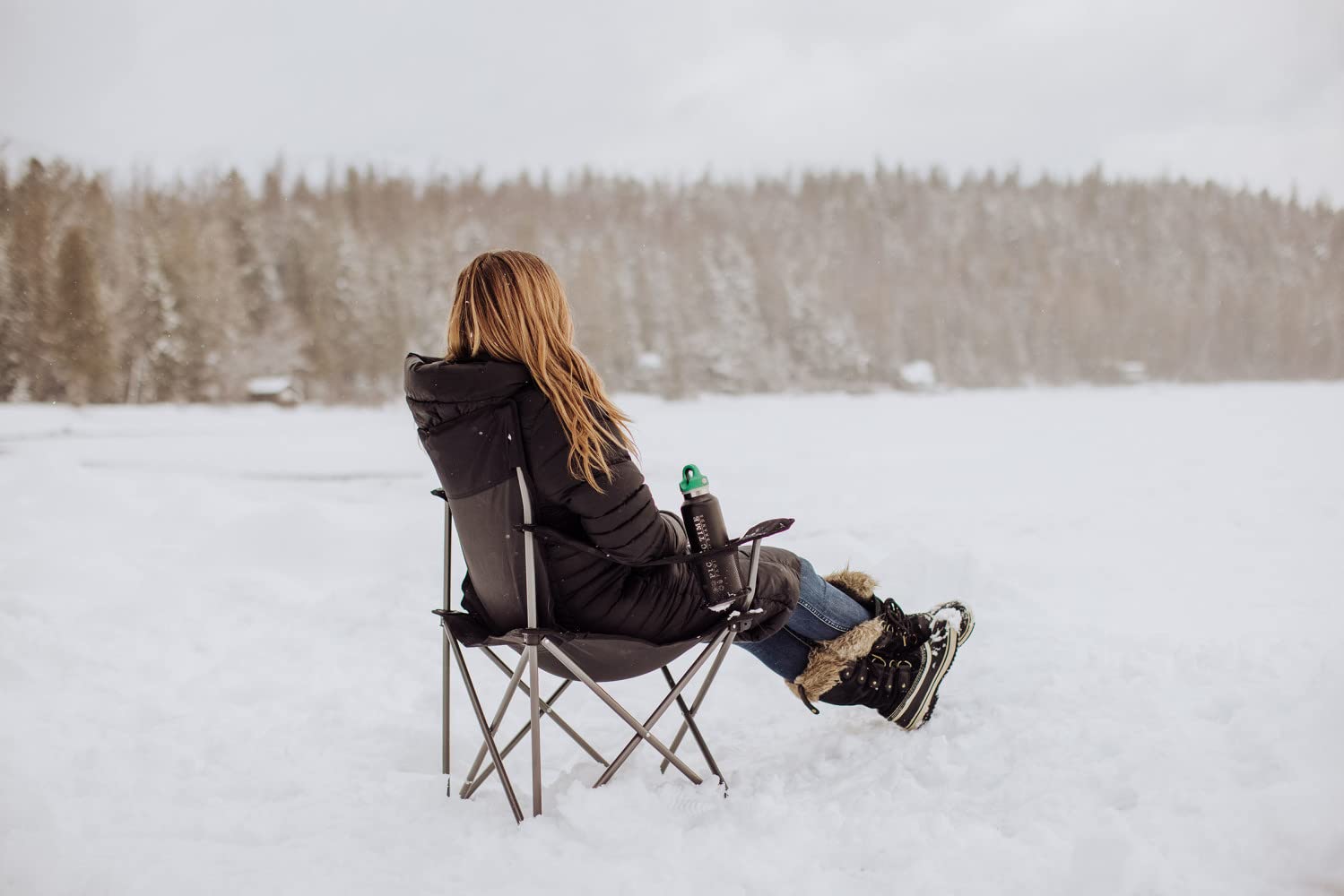 PICNIC TIME NCAA PTZ Portable Camping Chair - Lightweight Folding Beach Chair with Carry Bag for Outdoor, Picnic, Sports Events (Black) - Perfect for Camping, Beach, Backyard, and Tailgating