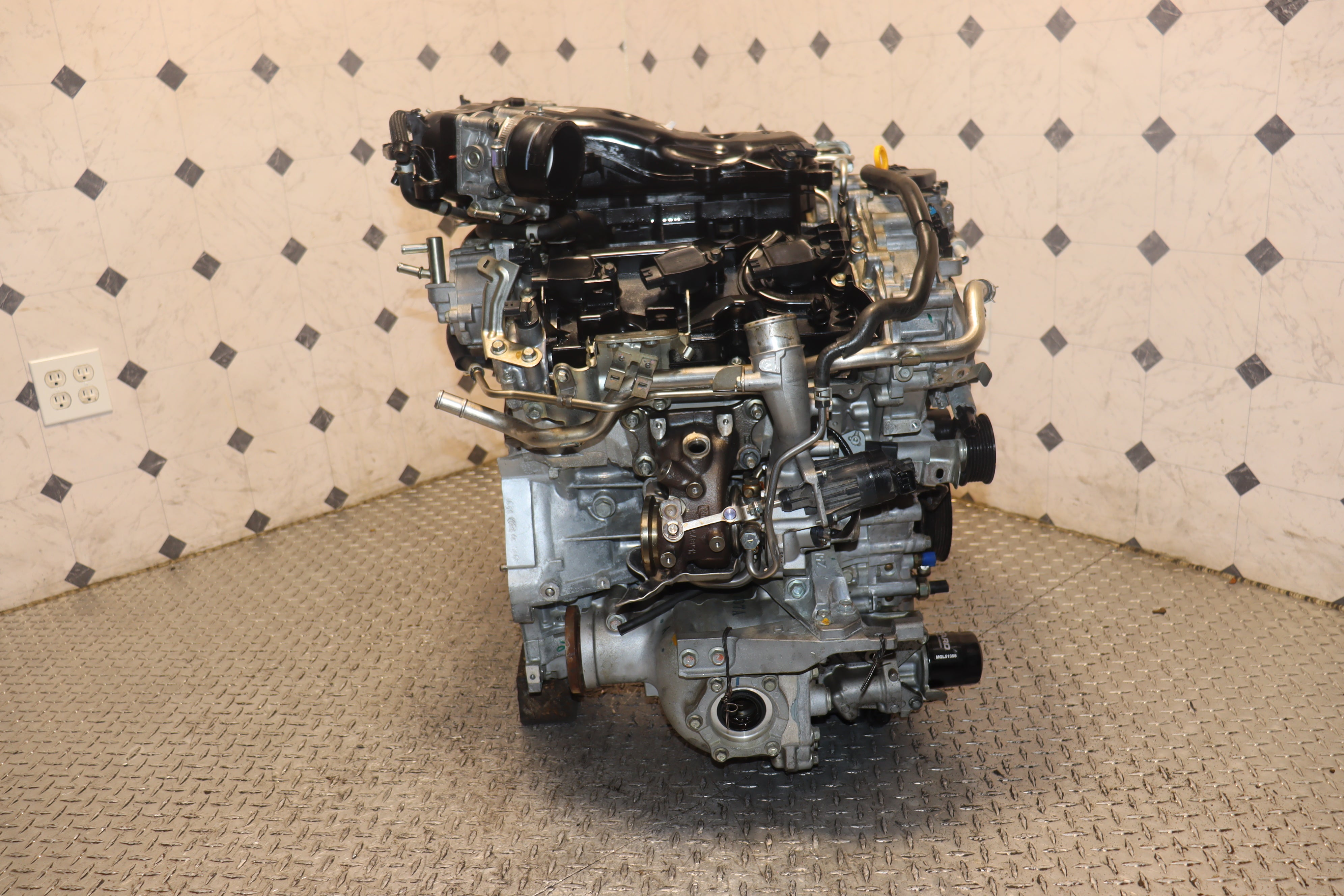JDM VR30DDTT 3.0L Twin Turbo Engine for 2017-2021 Infiniti Q50 Q60 RWD | 300HP Performance Motor | Perfect for Engine Replacement & Performance Upgrades