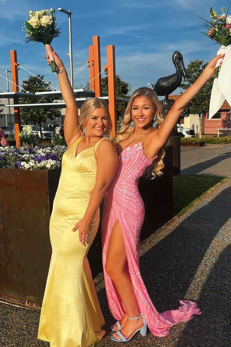 Elegant Yellow Mermaid Prom Dress for Women - Long Sleeve Formal Evening Gown J4080 | Perfect for Homecoming, Wedding Guest, Cocktail Party & Special Occasions