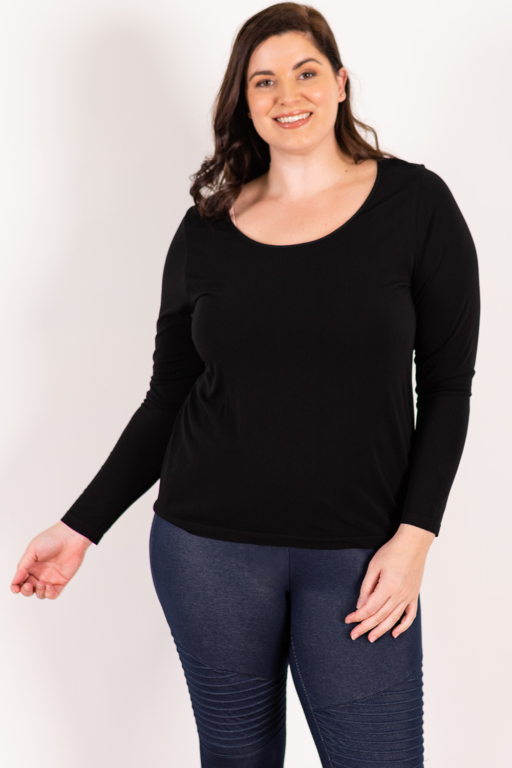 Aurora Seamless Bamboo Long Sleeve Shirt for Women - Soft & Comfortable Black Top for Yoga, Workout & Everyday Wear