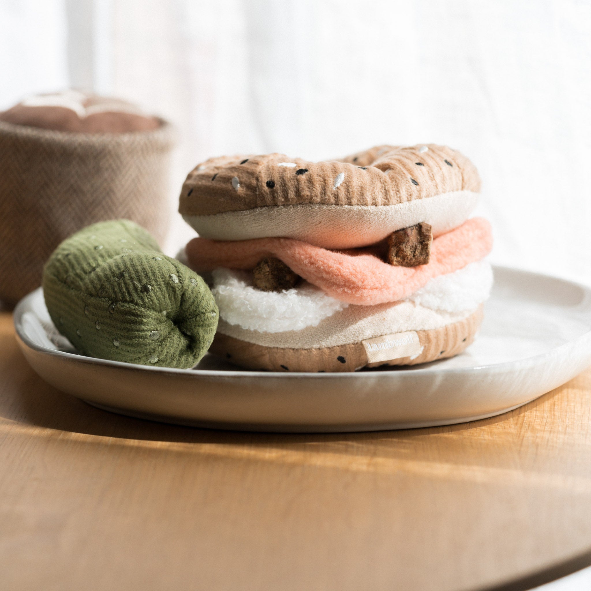 Bagel Pickle - Crunchy & Tangy Pickle Slices for Bagels, Sandwiches & Snacks | Perfect for Breakfast, Lunch & Charcuterie Boards