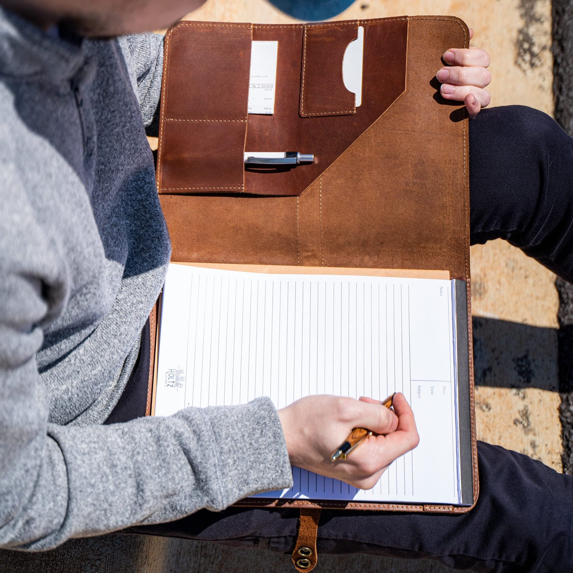 Holtz Leather Co. Premium Leather Portfolio for iPad - Vanderbilt 2.0 Business Padfolio with Legal Pad & Lined Journal - Perfect for Office Meetings, Business Travel & Professional Presentations
