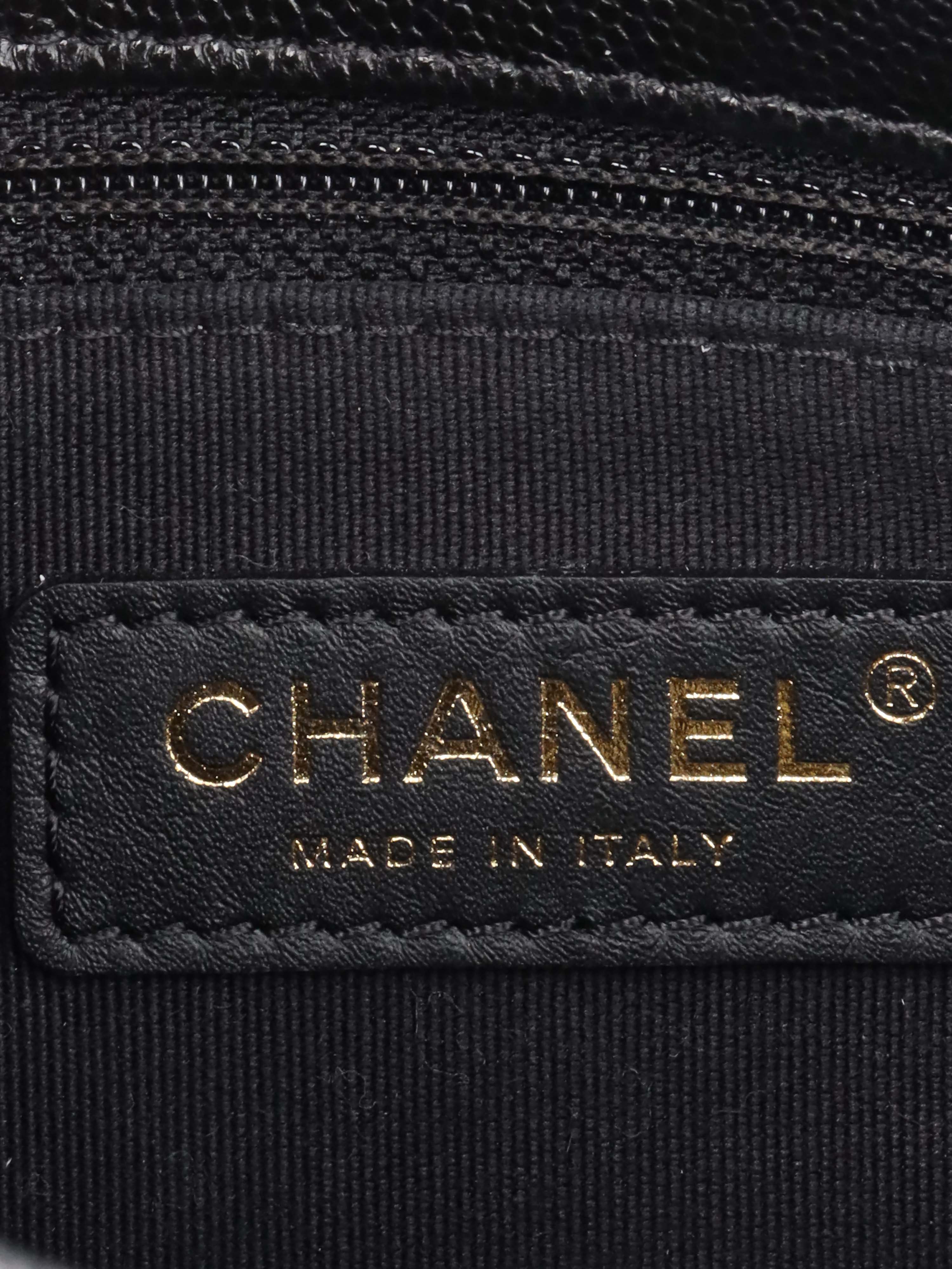 Chanel Caviar Leather Classic Flap Bag with CC Chain - Luxury Designer Handbag for Women, Perfect for Parties, Work & Everyday Use