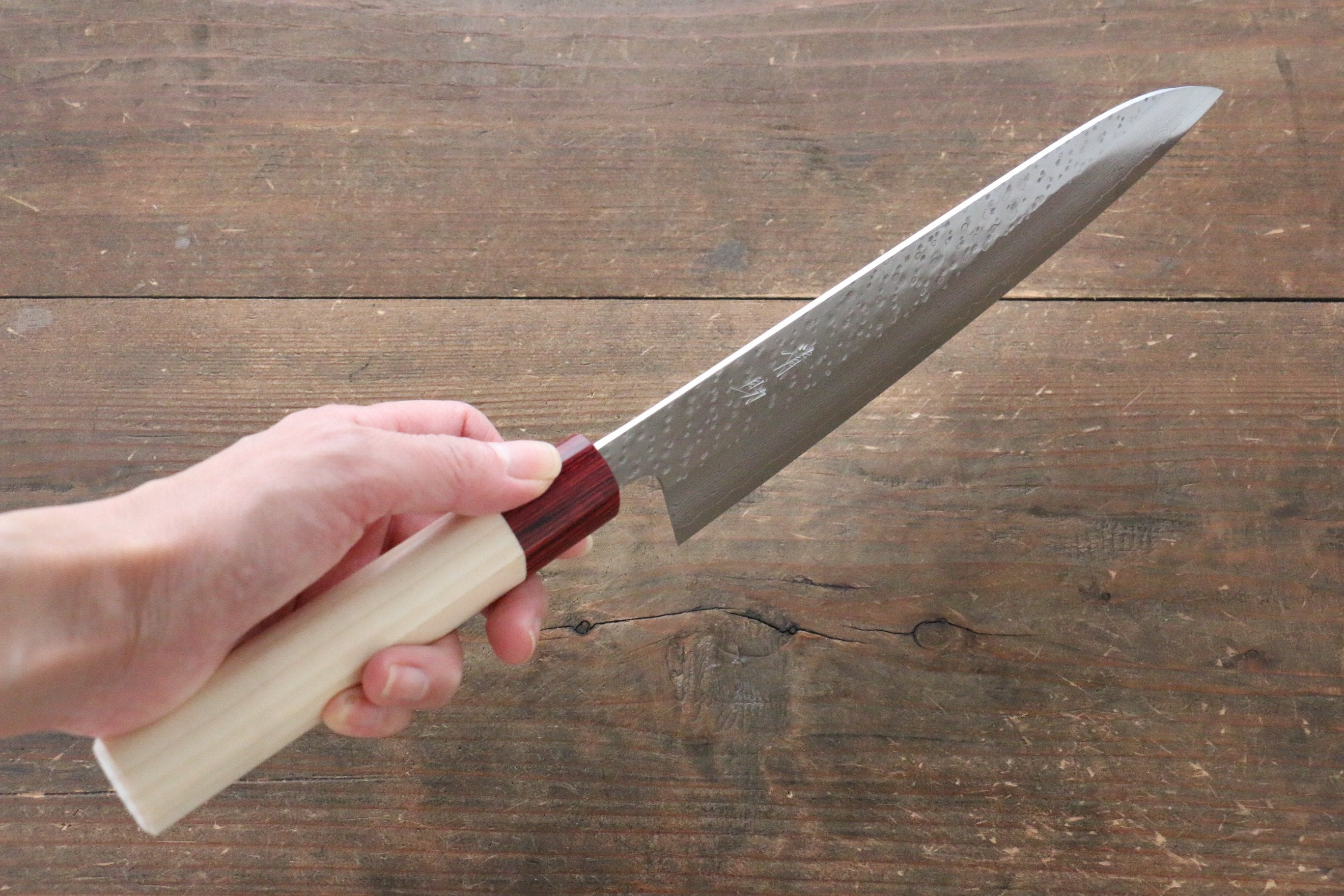 Premium Seisuke VG10 16-Layer Hammered Damascus Gyuto Chef Knife 210mm with Magnolia Wood Handle - Japanese Kitchen Knife for Professional Chefs & Home Cooking, Perfect for Slicing, Dicing & Meat Cutting