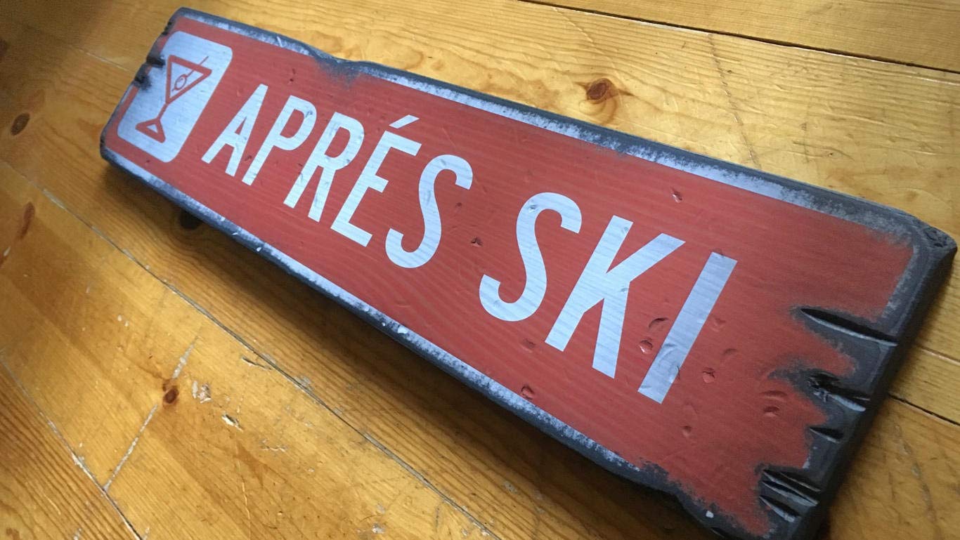 Handcrafted Rustic Wood Ski Resort Sign - Apres Ski Mountain Decor for Home, Cabin & Lodge Bar - Perfect for Ski Chalet, Winter Cabin & Cozy Lodge Decor