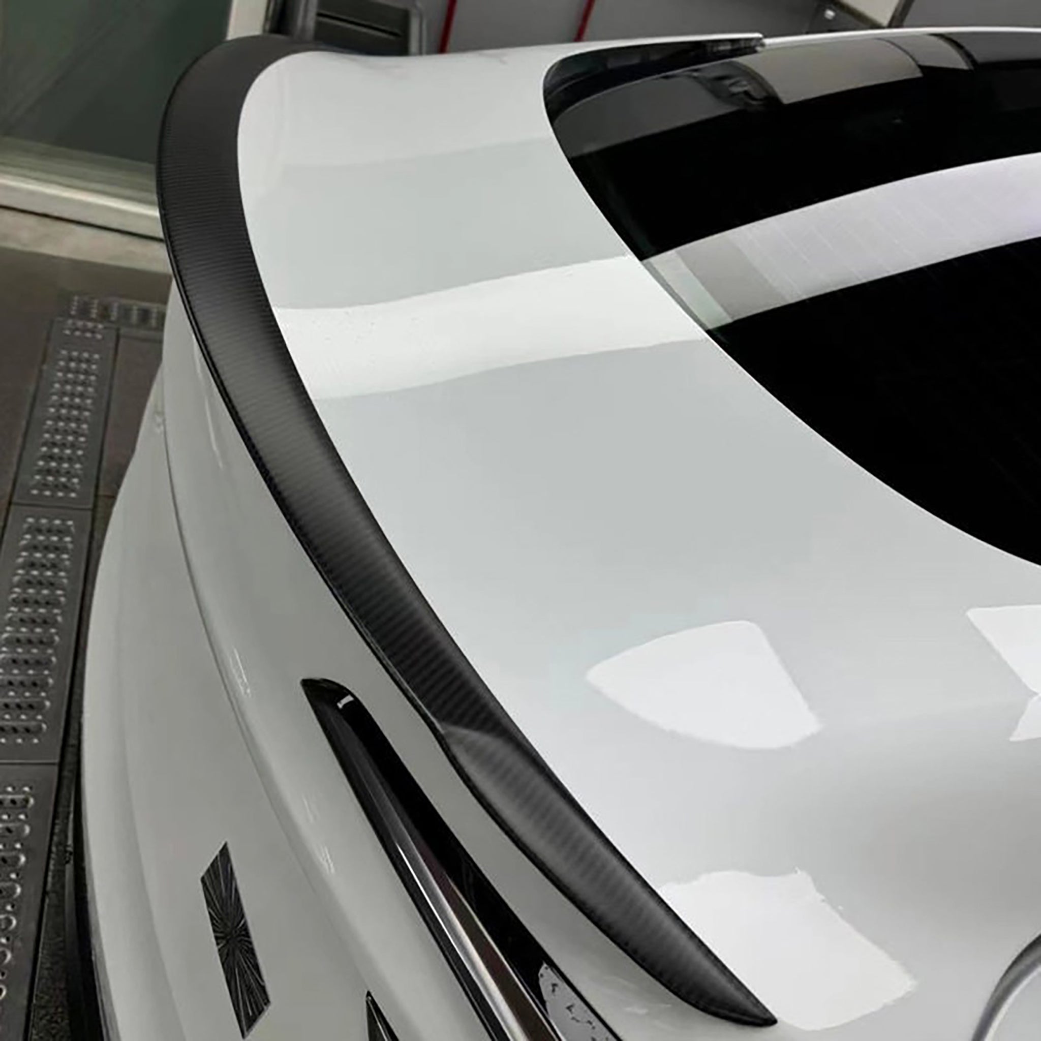 2024 Tesla Model 3 Real Carbon Fiber Rear Spoiler - High Performance & Aerodynamic Upgrade for Enhanced Speed & Stability | Perfect for Racing & Street Driving