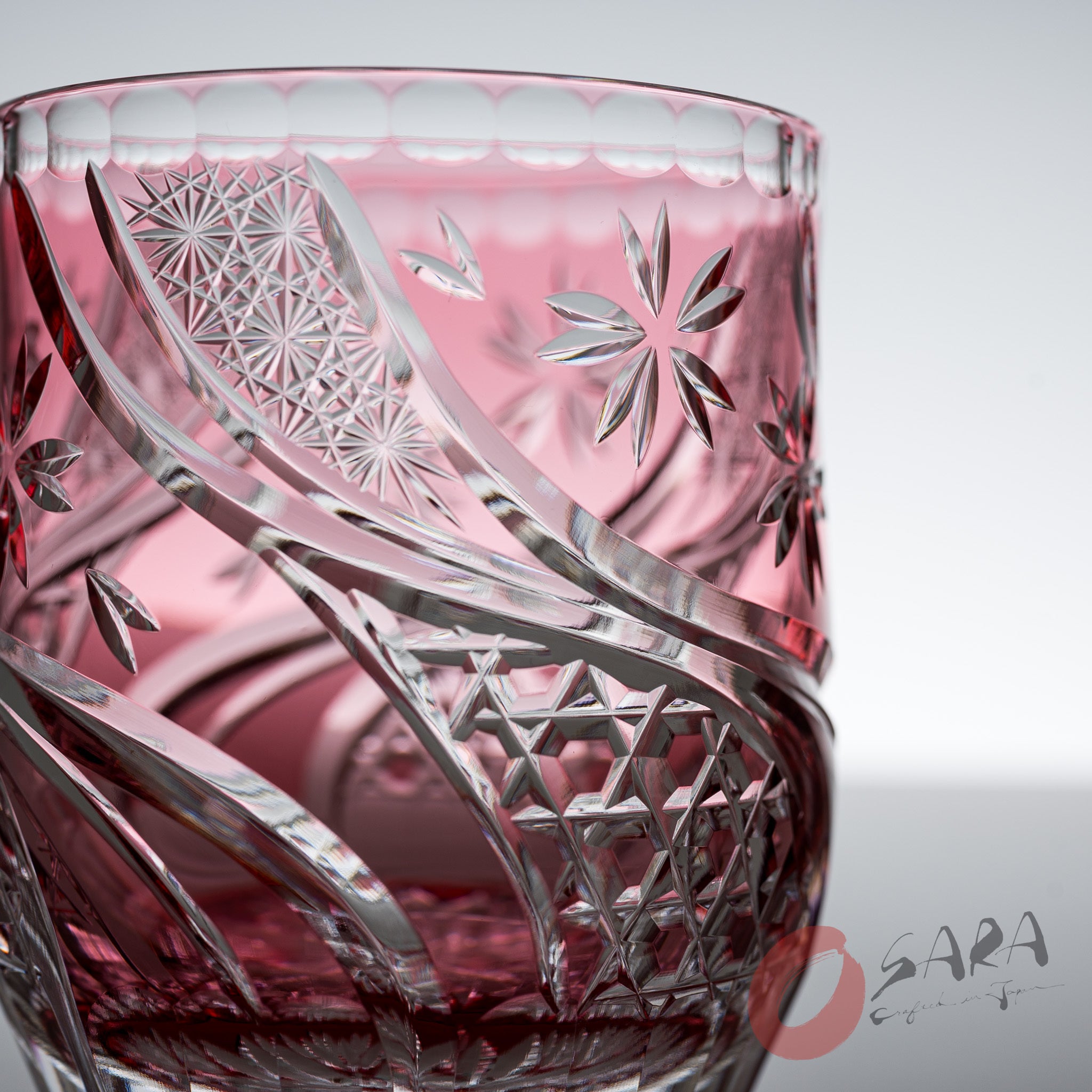 KAGAMI Edo Kiriko Crystal Rock Glass with Floating Cherry Blossoms - Elegant Pink Japanese Whiskey Tumbler for Cocktails, Home Bar Decor & Gift Giving