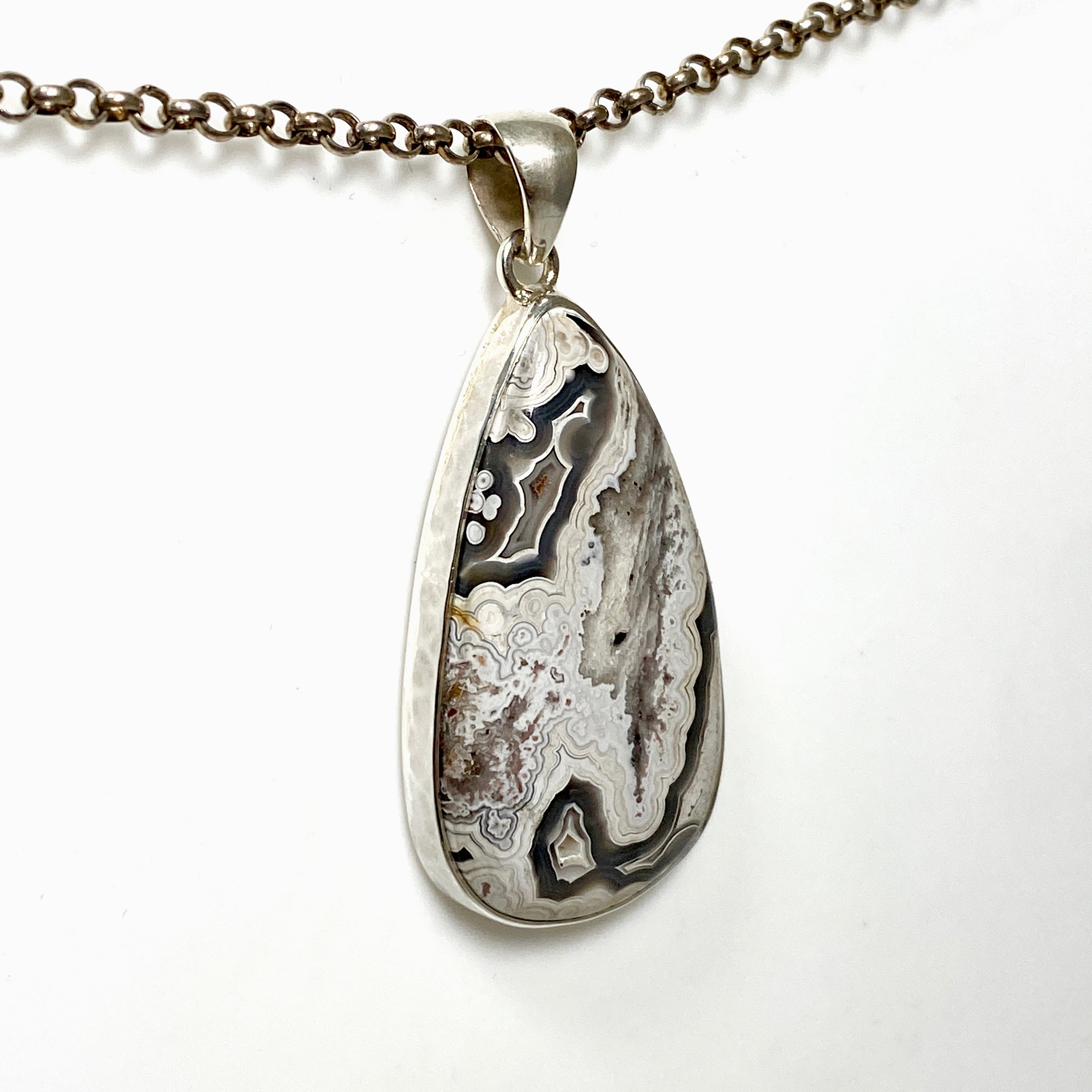 Mexican Crazy Lace Agate Teardrop Pendant Necklace KPGJ4574 | Handmade Gemstone Jewelry for Women | Perfect for Boho Fashion & Special Occasions