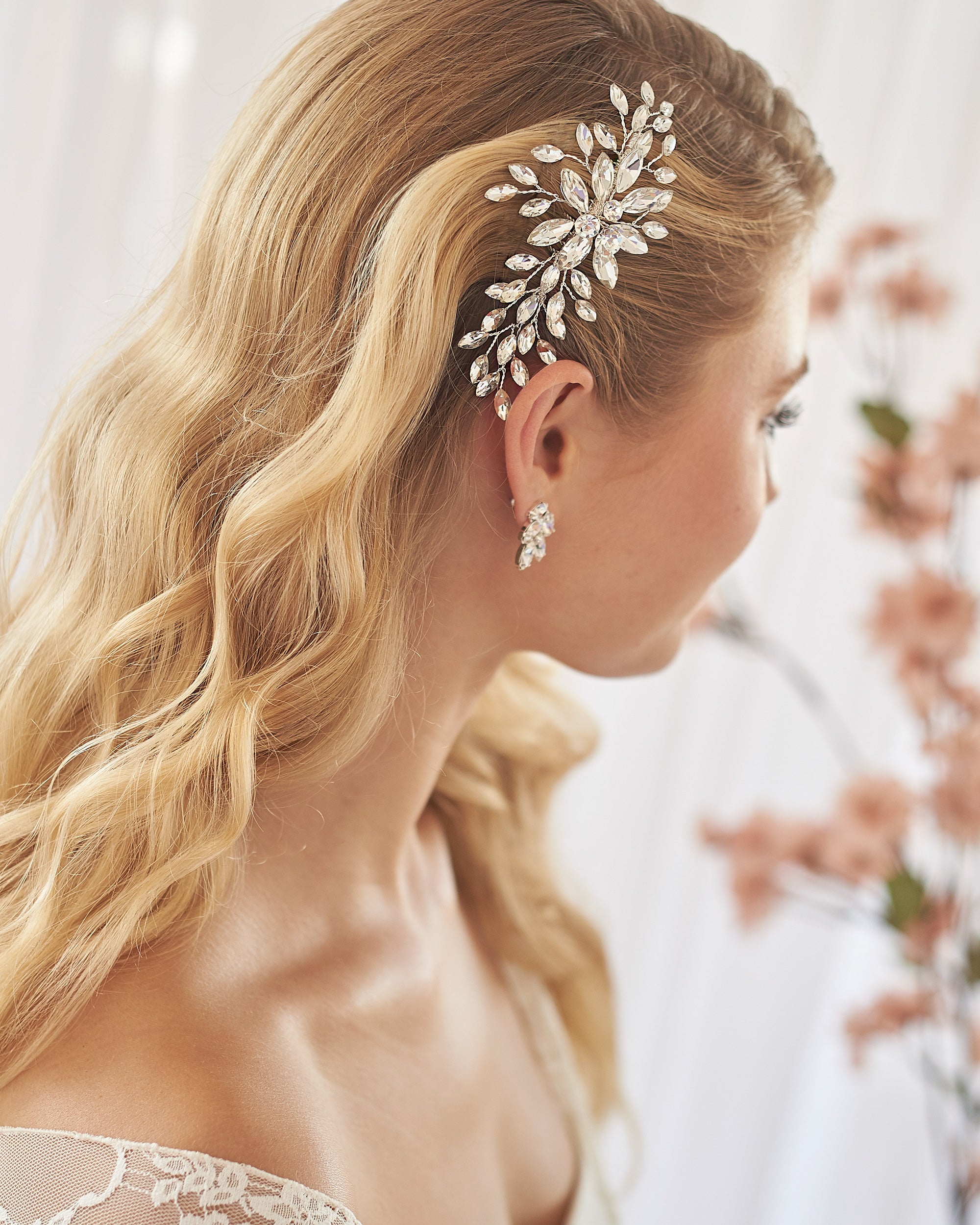 Felicia Crystal Comb - Elegant Hair Styling Comb for Women, Detangling & Styling, Perfect for Weddings, Parties & Everyday Use