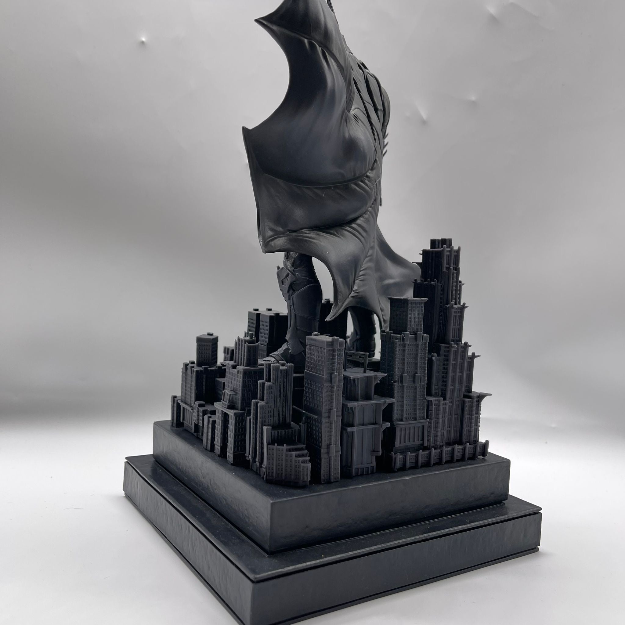 Batman Arkham Knight Collector's Edition Gotham City Figure with LED Light - Perfect for DC Comics Fans, Gaming Collectibles & Home Decor Display