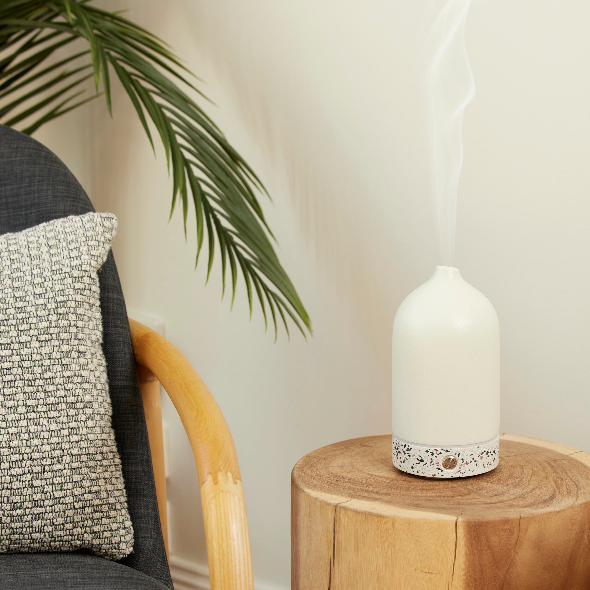 Ellia Pure White Essential Oil Diffuser - Aromatherapy Ultrasonic Humidifier for Home, Office, Yoga & Spa | Quiet Operation, Auto Shut-Off, LED Mood Light
