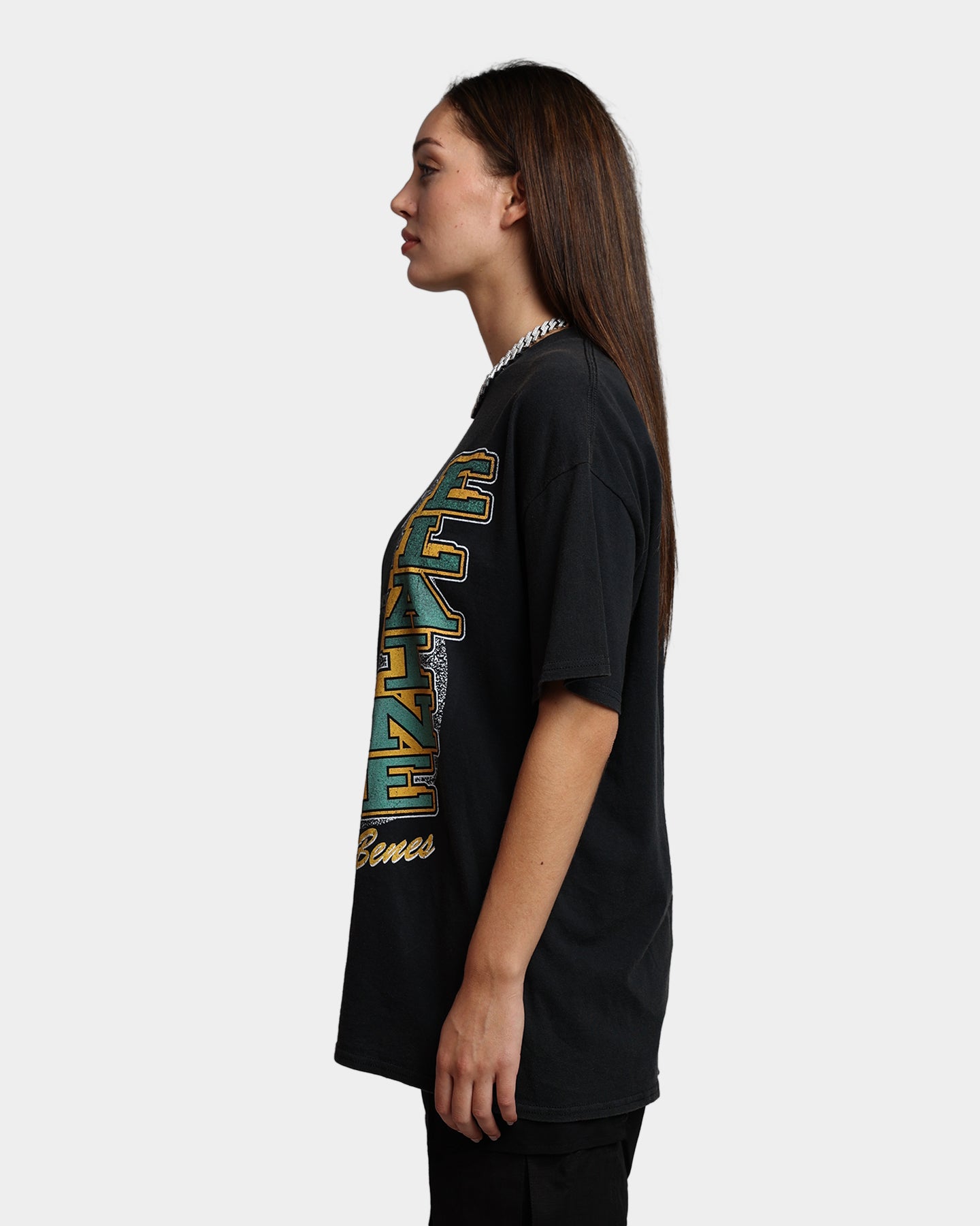 Vintage Seinfeld Elaine T-Shirt - Washed Black Retro TV Show Tee for Fans - Perfect for Casual Wear, Cosplay, and Gift Giving