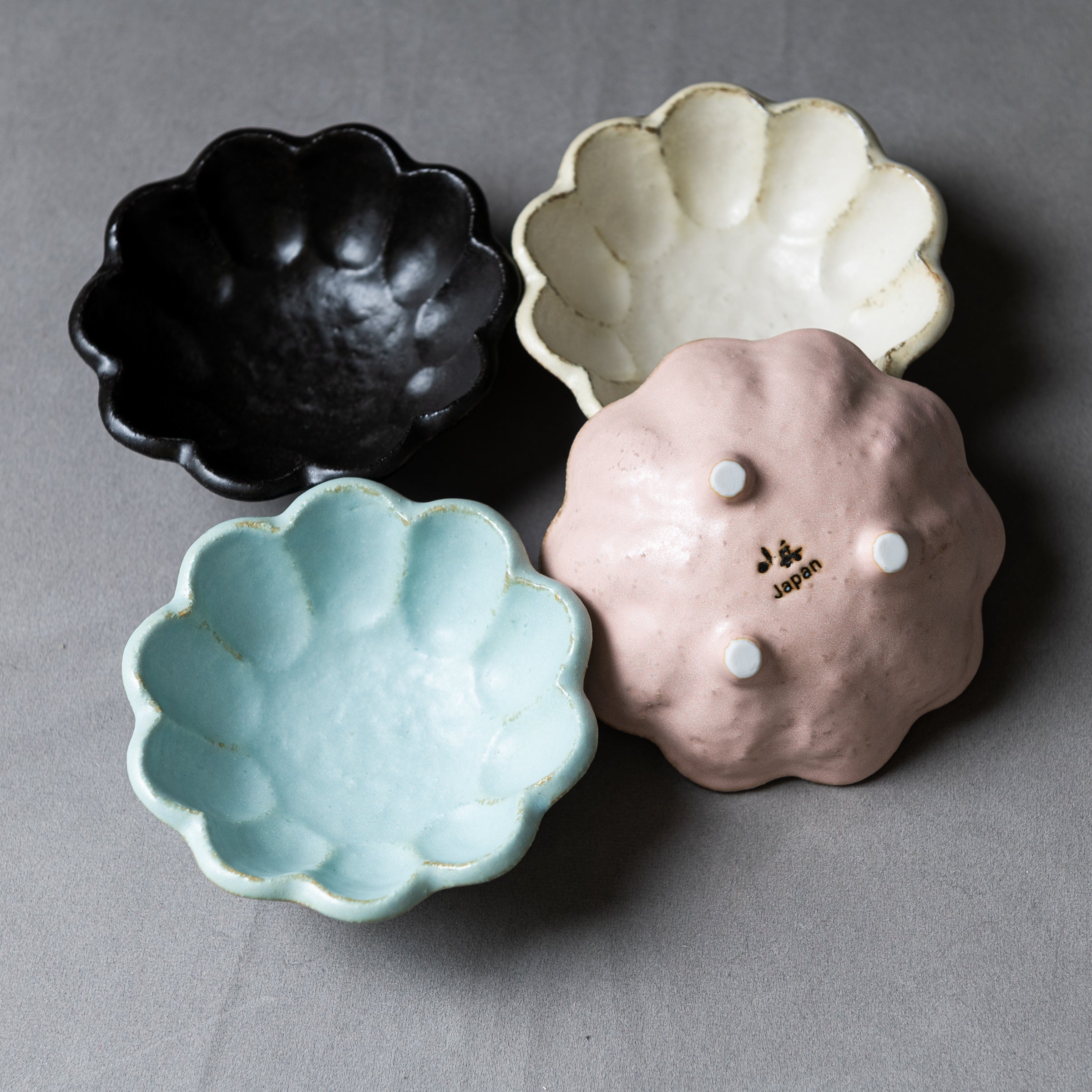 Rinka Bowl - 10.5 cm Ceramic Rice Bowl Set of 4 (4 Colors) - Perfect for Asian Cuisine, Soup, Salad & Home Dining
