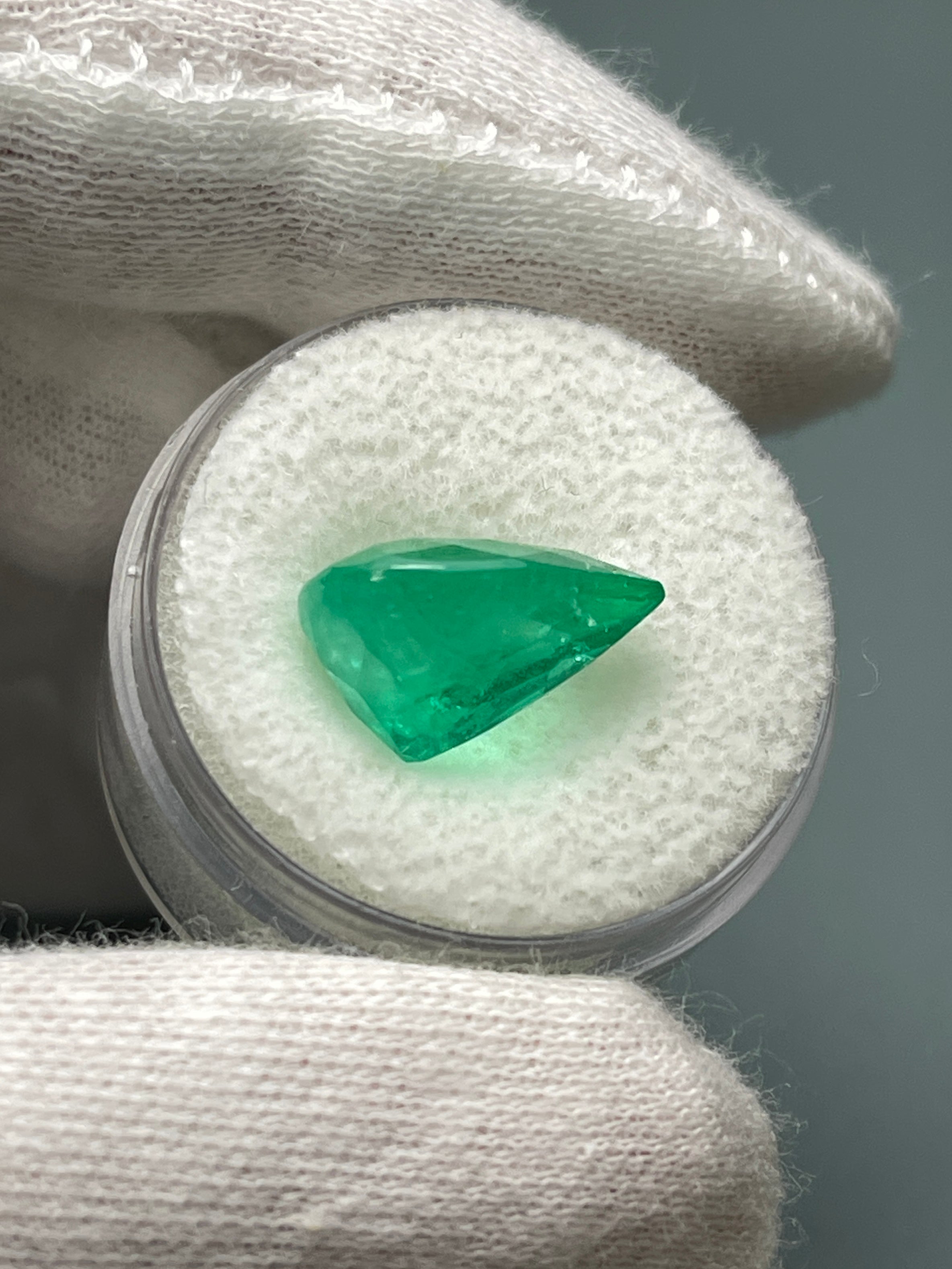 6.01 Carat 14x10mm Medium Yellowish Green Natural Loose Colombian Emerald Pear Cut Gemstone for Jewelry Making, Engagement Rings & Luxury Gifts