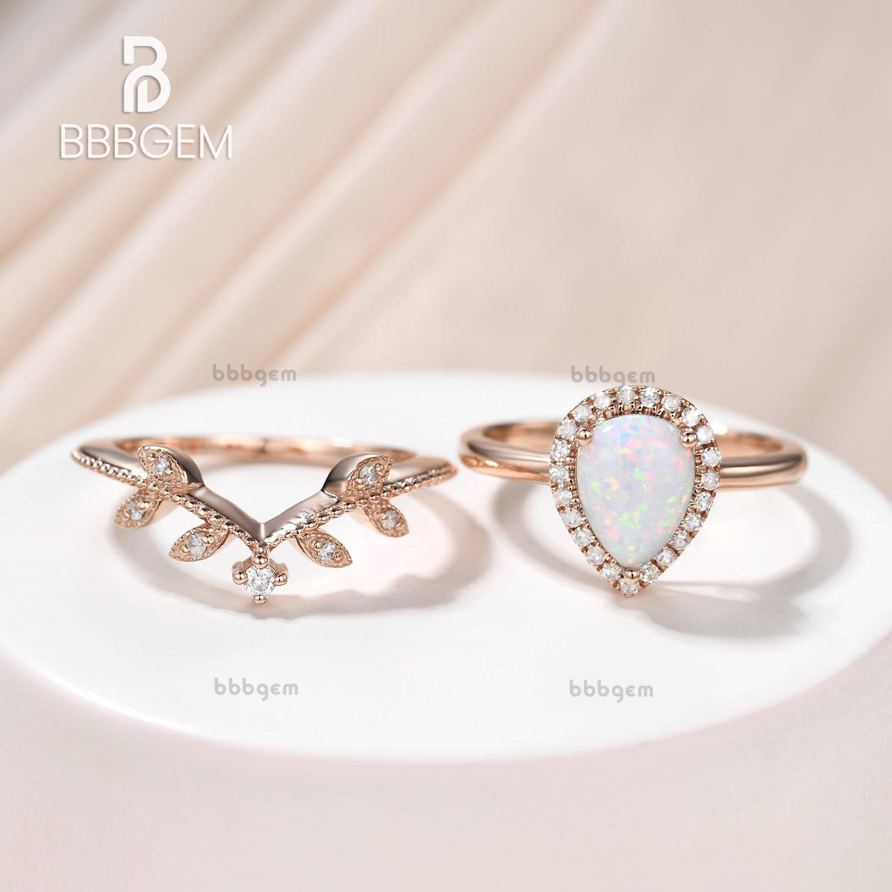 Vintage 14K/18K Gold Pear Opal Rose Gold Wedding Ring Set with Halo Leaf Band - Elegant Bridal Jewelry for Engagement, Anniversary & Special Occasions