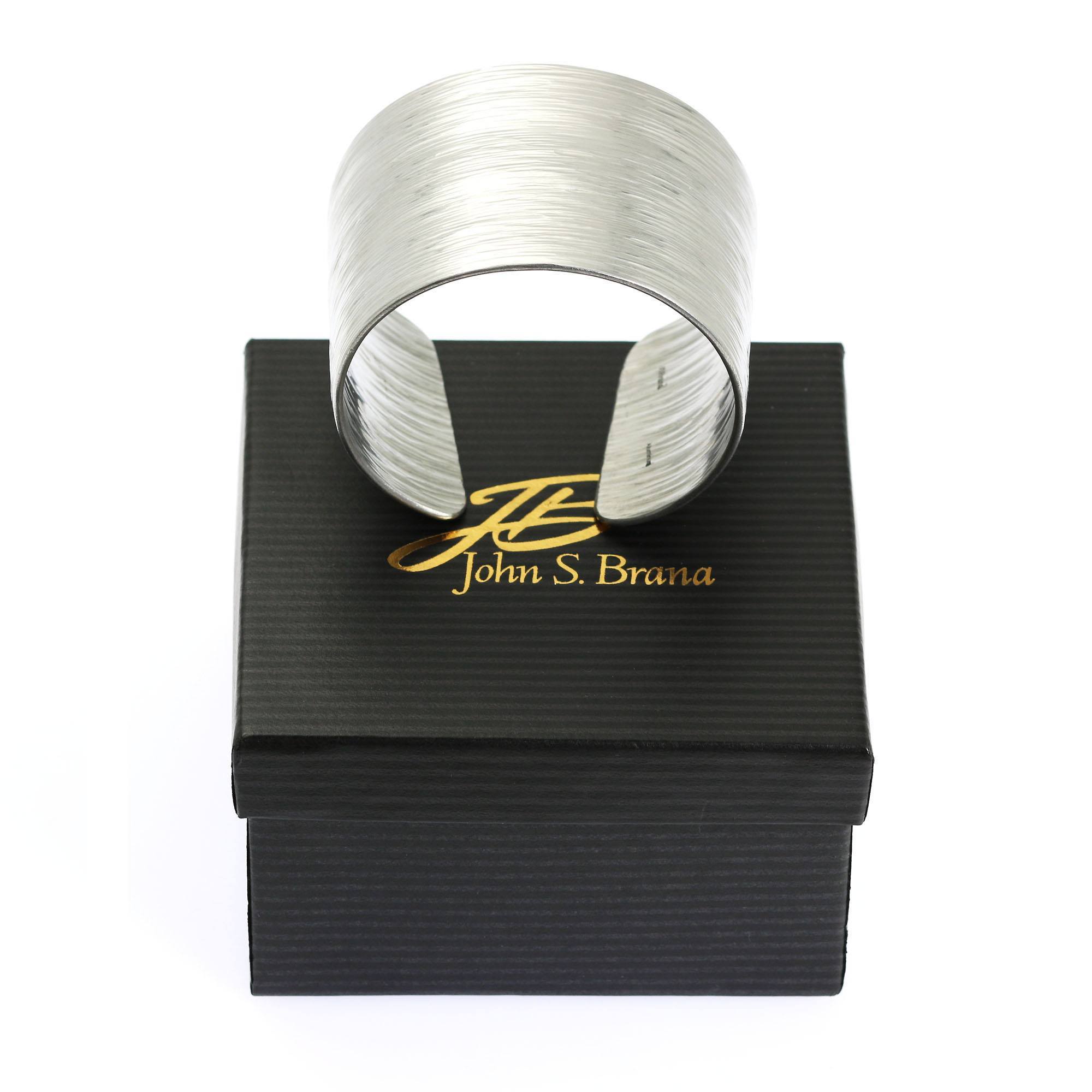 Stylish Aluminum Bark Cuff Bracelet - Wide Silver Tone Bangle for Women | Perfect for Casual Wear, Boho Outfits & Everyday Fashion Accessories