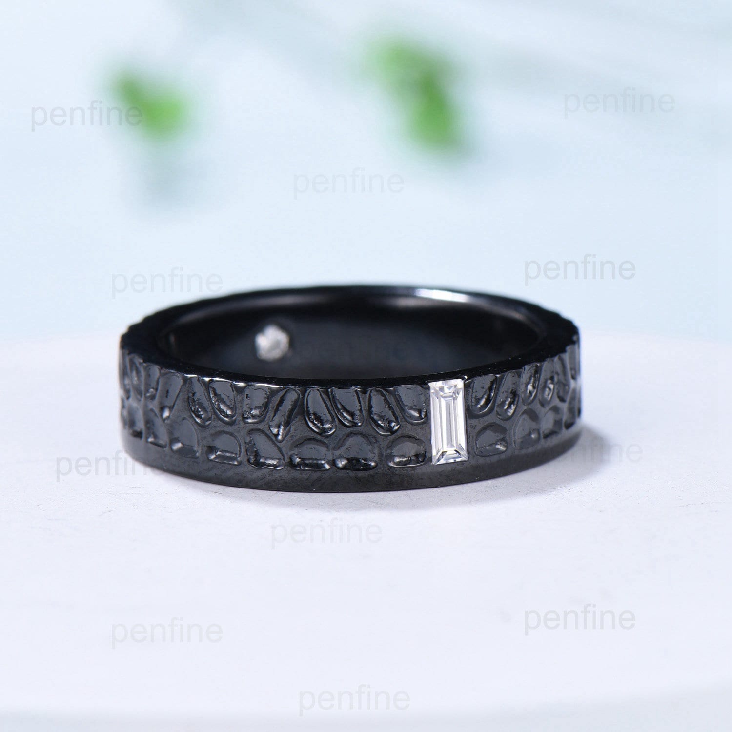 Black Gold Moissanite Men's Wedding Band - 5mm Baguette Hammered Solitaire Ring for Him, Stackable Matching Set, Vintage Retro Style - Perfect for Anniversaries, Engagements & Special Occasions
