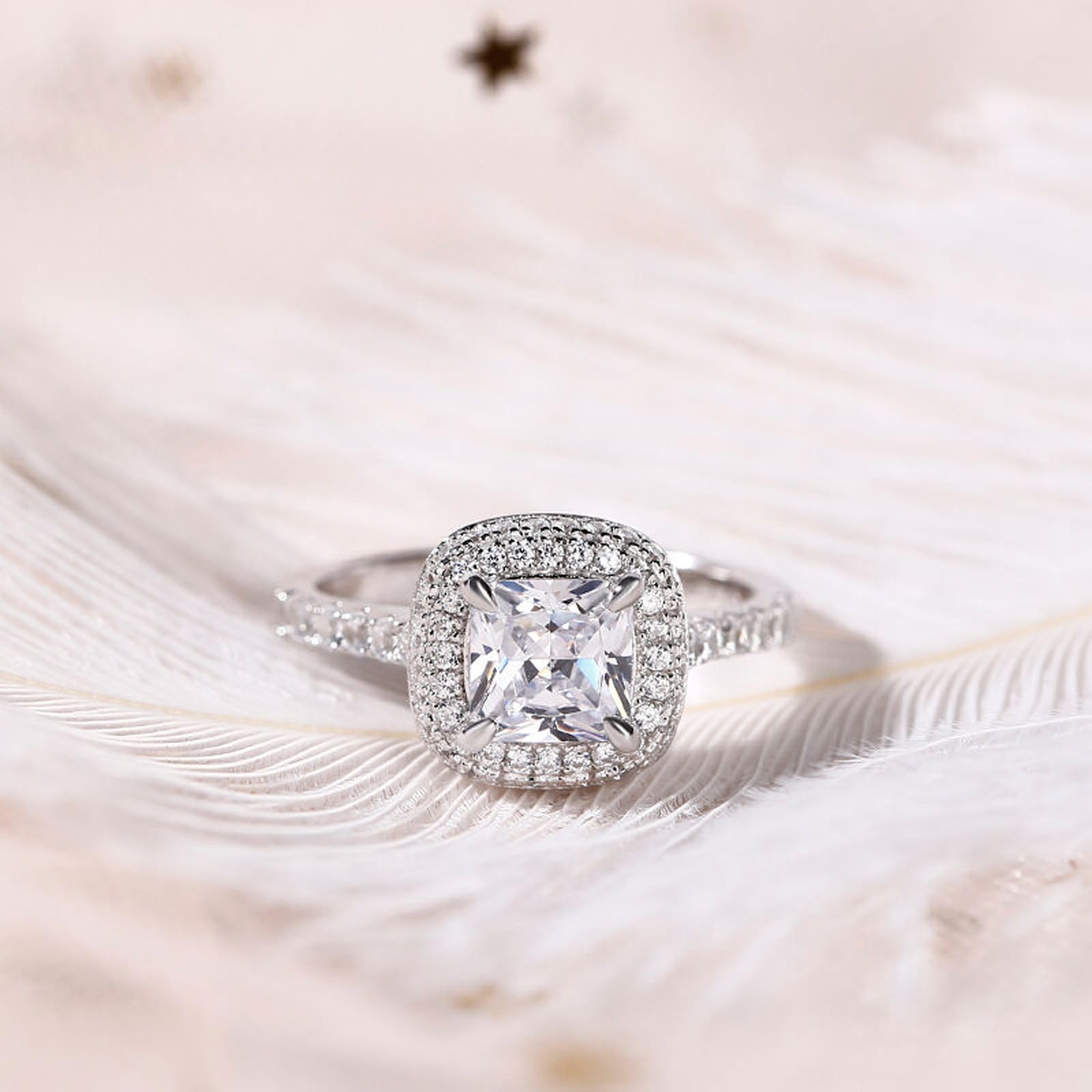 Jeulia 3 Carat Double Halo Engagement Ring - 925 Sterling Silver Cubic Zirconia Cushion Cut Wedding Band for Women, Anniversary Promise Ring with Romantic Jewelry Box | Perfect for Proposals, Weddings, Anniversaries & Valentine's Day Gifts
