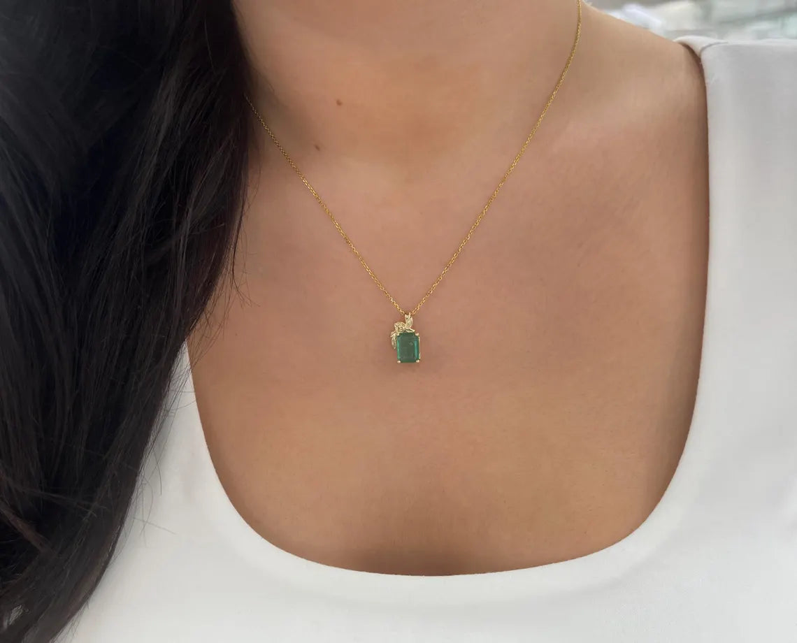 2.61ct Natural Emerald Cut Green Gemstone Floral Pendant Necklace for Women - Elegant Jewelry Gift for Birthday, Anniversary & Special Occasions