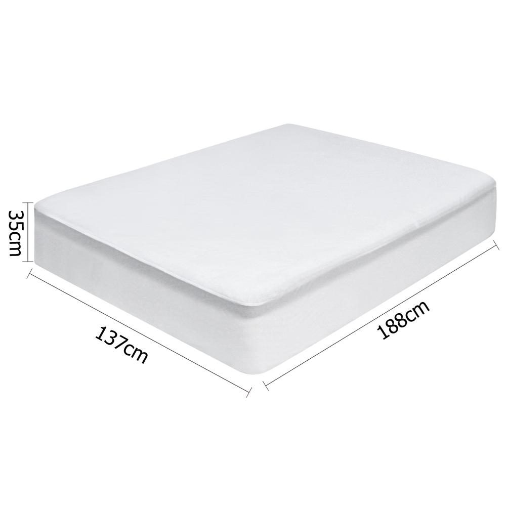 Queen Size Waterproof Bamboo Mattress Protector - Hypoallergenic & Breathable for Allergy Relief - Perfect for Bedrooms, Guest Rooms & Kids' Beds