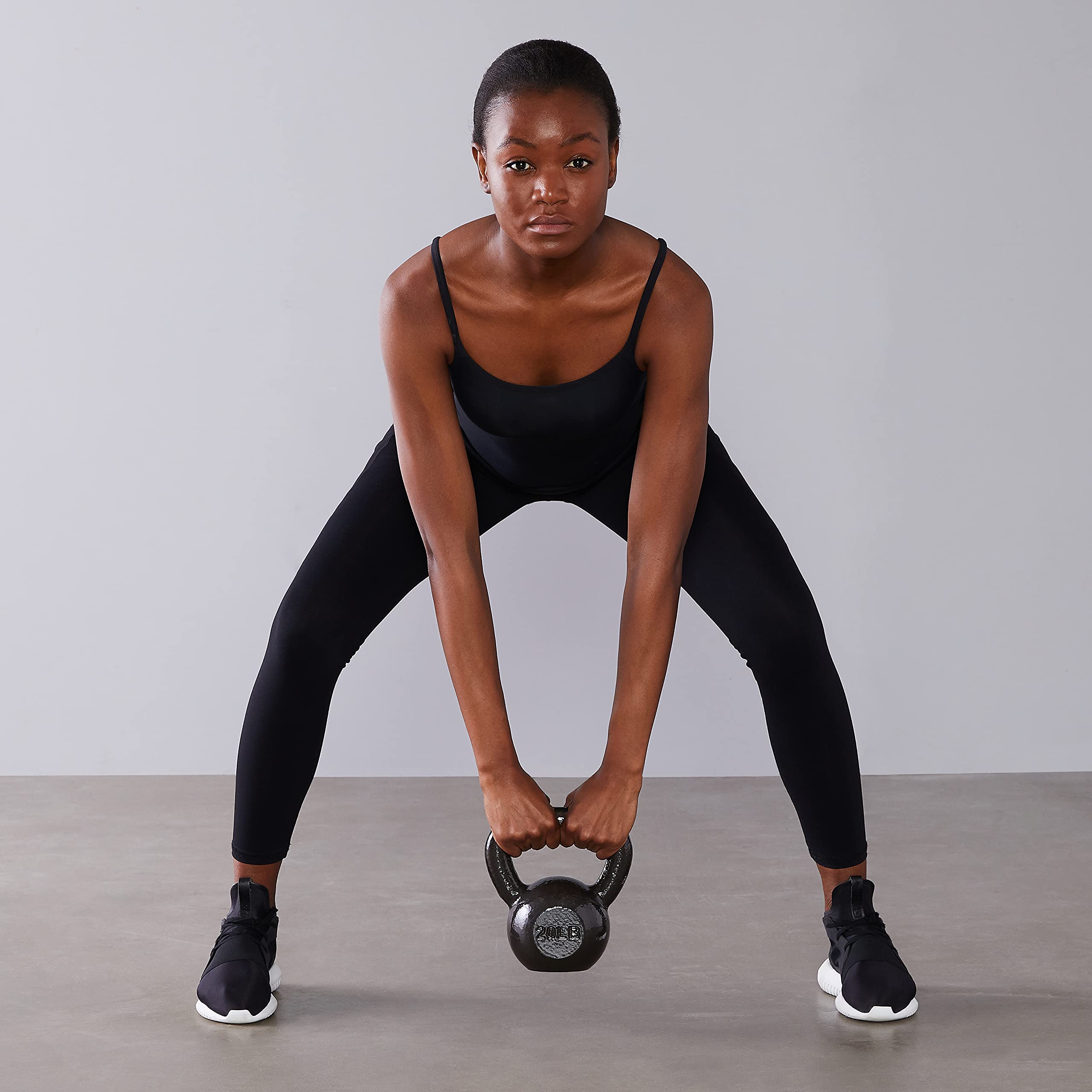 Amazon Basics Cast Iron Kettlebell - 5-50 lbs Weight Options for Home Gym, Strength Training & Fitness Workouts - Perfect for CrossFit, HIIT, and Functional Training