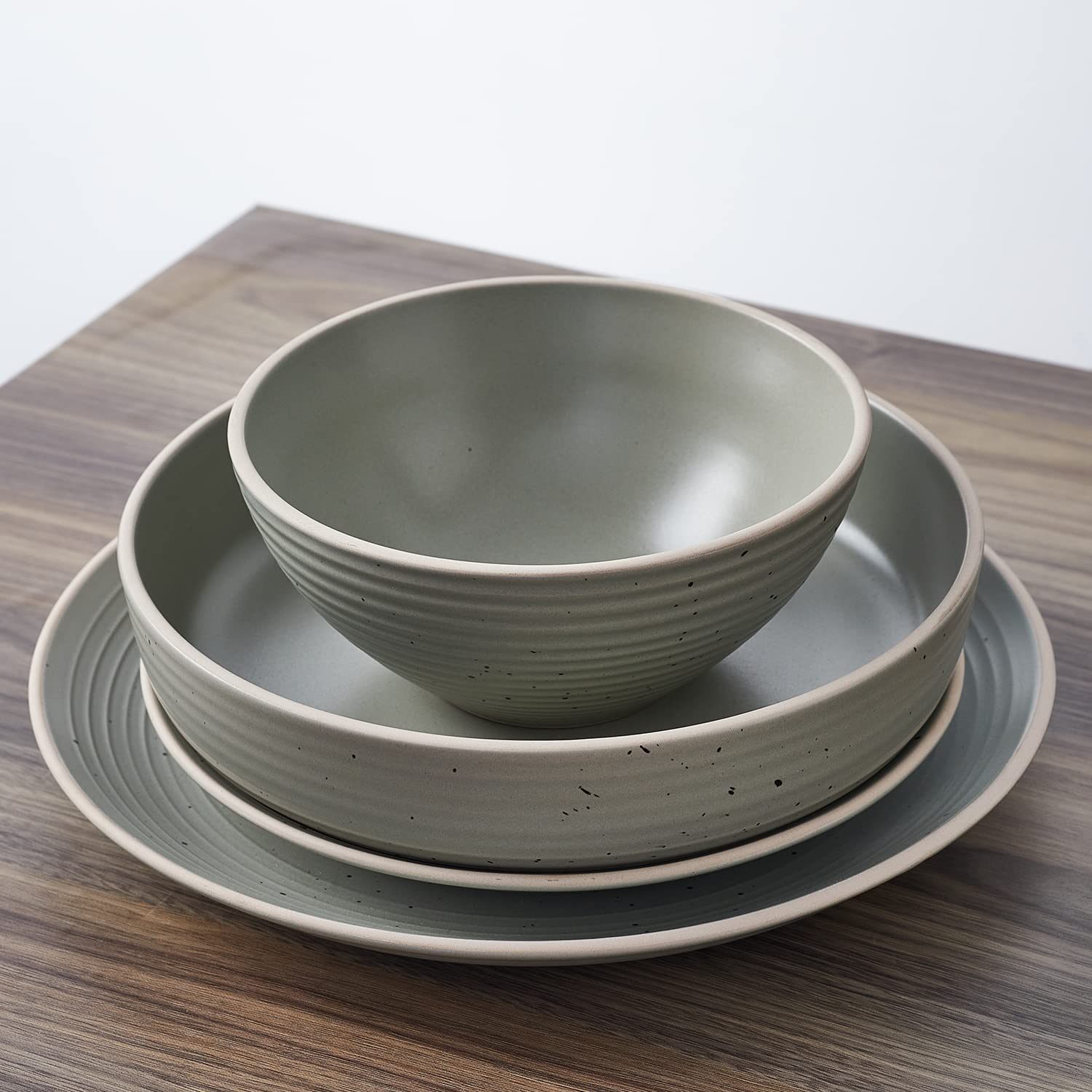 Lauren Modern Stoneware 32-Piece Round Dinnerware Set - Plates & Bowls for 8, Green | Elegant Stoneware Dinner Set for Family Gatherings, Dinner Parties & Everyday Use