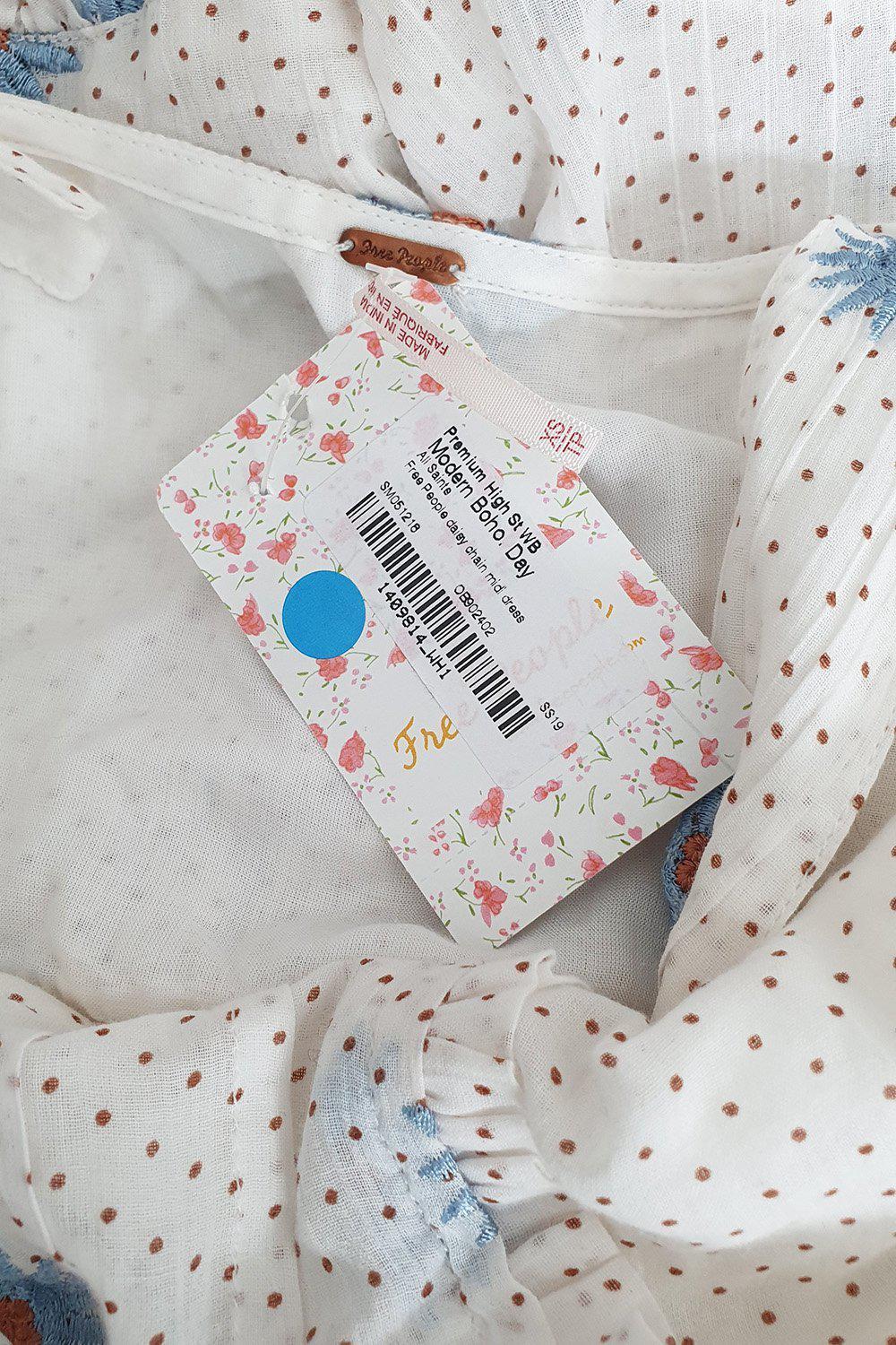 FREE PEOPLE White Polka Dot Floral Boho Daisy Chain Midi Dress for Women - XS Size, Perfect for Summer Beach Vacations, Music Festivals & Boho Chic Outfits