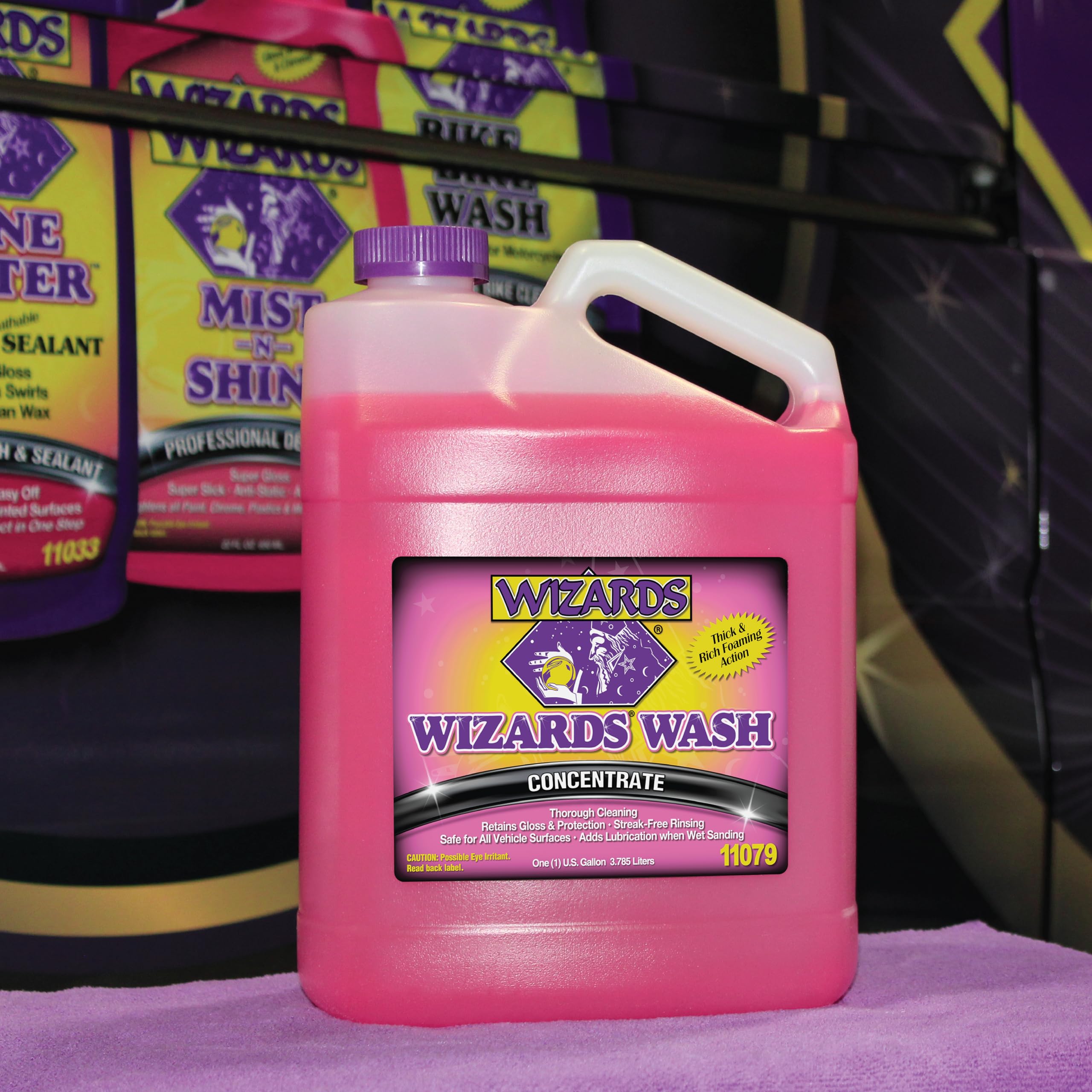 Wizards Car Wash - Super Concentrated Biodegradable Car Wash Soap (1 Gallon) - Thick Foam Formula for Cars, Boats & Marine Use - Salt-Free, Eco-Friendly Auto Detailing Supplies - Perfect for Foam Cannon & Pressure Washer - Ideal for Home, Professional & Mobile Car Wash Businesses