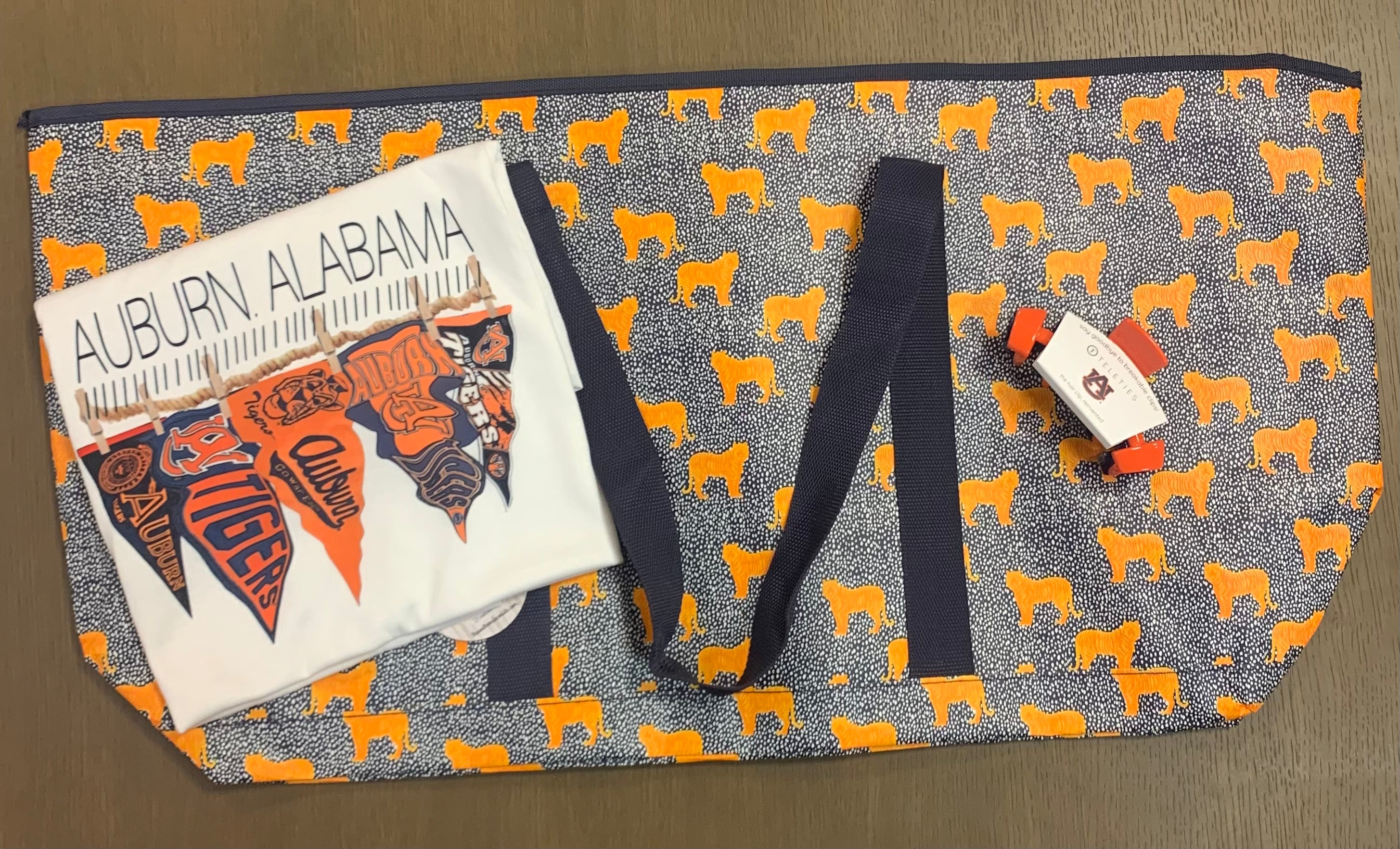 Auburn Tigers Fan Bundle - Official Auburn University Merchandise & Gifts for Football Games, Tailgating, and Home Decor
