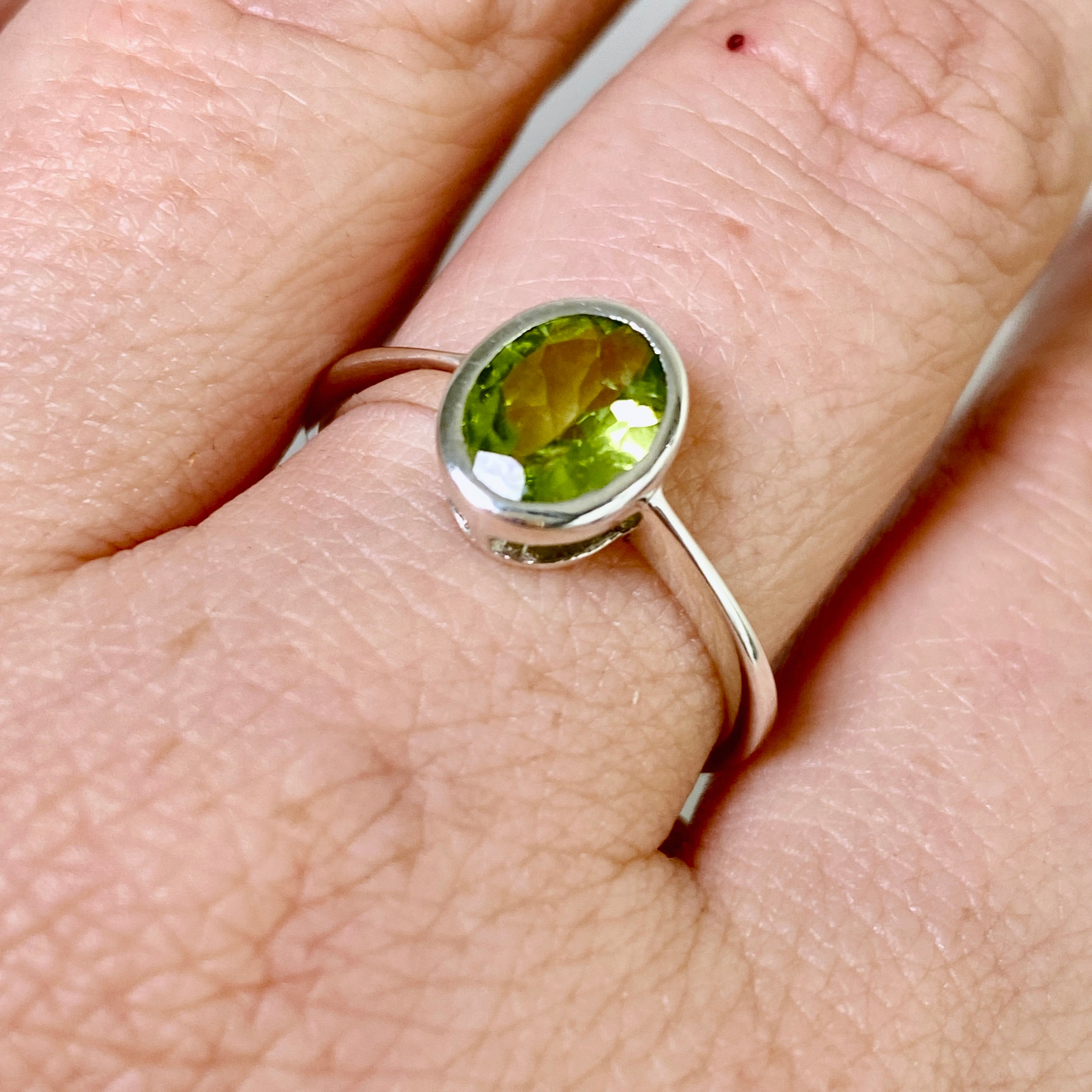 Peridot Oval Faceted Ring Size 8.5 - Dainty Green Gemstone Jewelry for Women - Perfect for Engagement, Anniversary & Everyday Wear