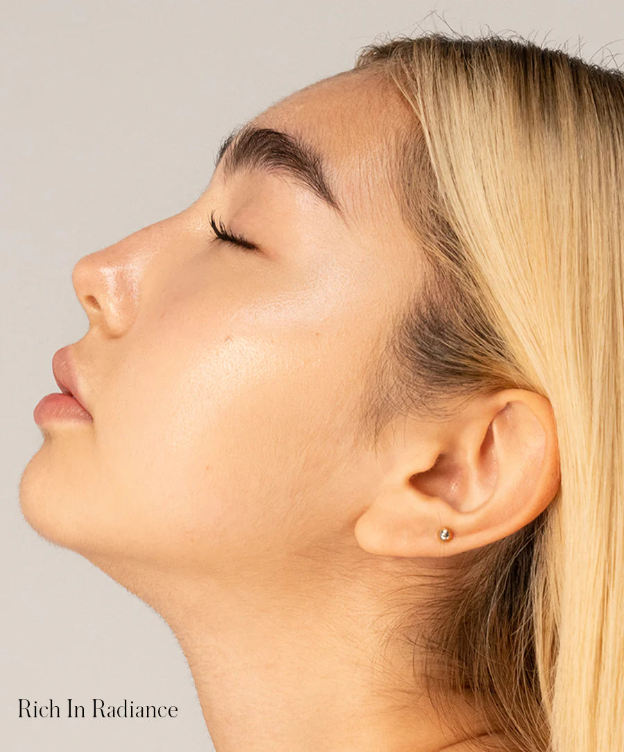 Master Radiance Base - Hydrating & Brightening Makeup Primer for Flawless Skin | Perfect for Daily Wear & Special Occasions