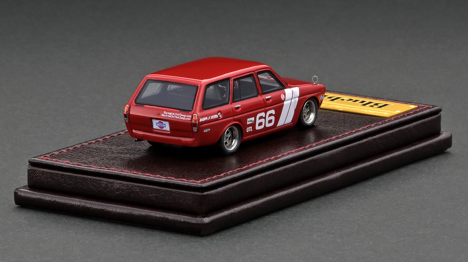 1/64 Scale Datsun Bluebird 510 Wagon Diecast Model Car - Red - Collectible Vintage Japanese Vehicle for Display & Racing Scenes