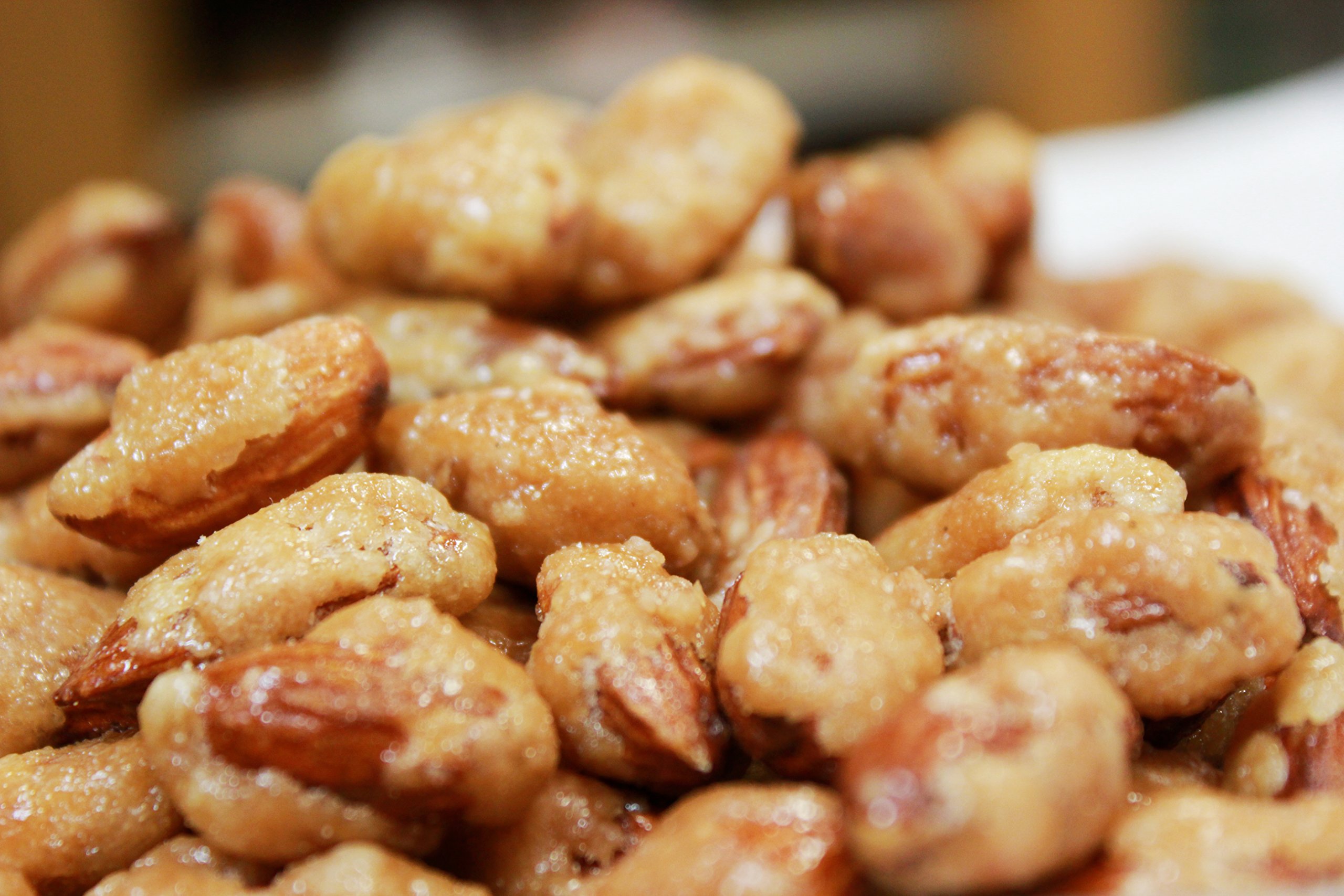 Delicious Gourmet Toffee Coated Almonds - 2lb Bulk Bag - Sweet Crunchy Caramelized Nuts Snack - Perfect for Parties, Gifts & Healthy Snacking