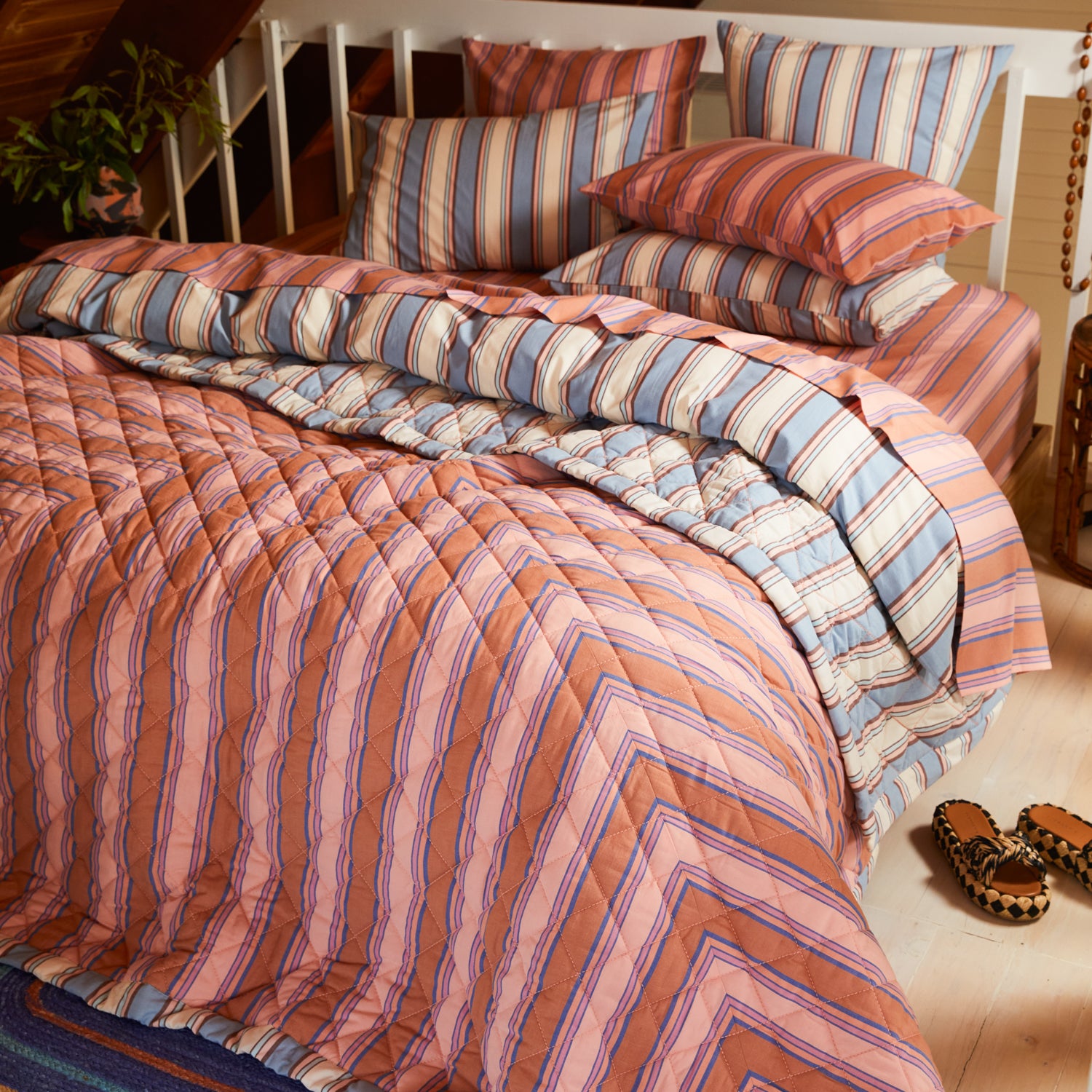 Samode Stripe Coverlet - Soft & Lightweight Bedspread for All Seasons | Perfect for Bedroom, Guest Room, and Dorm Decor