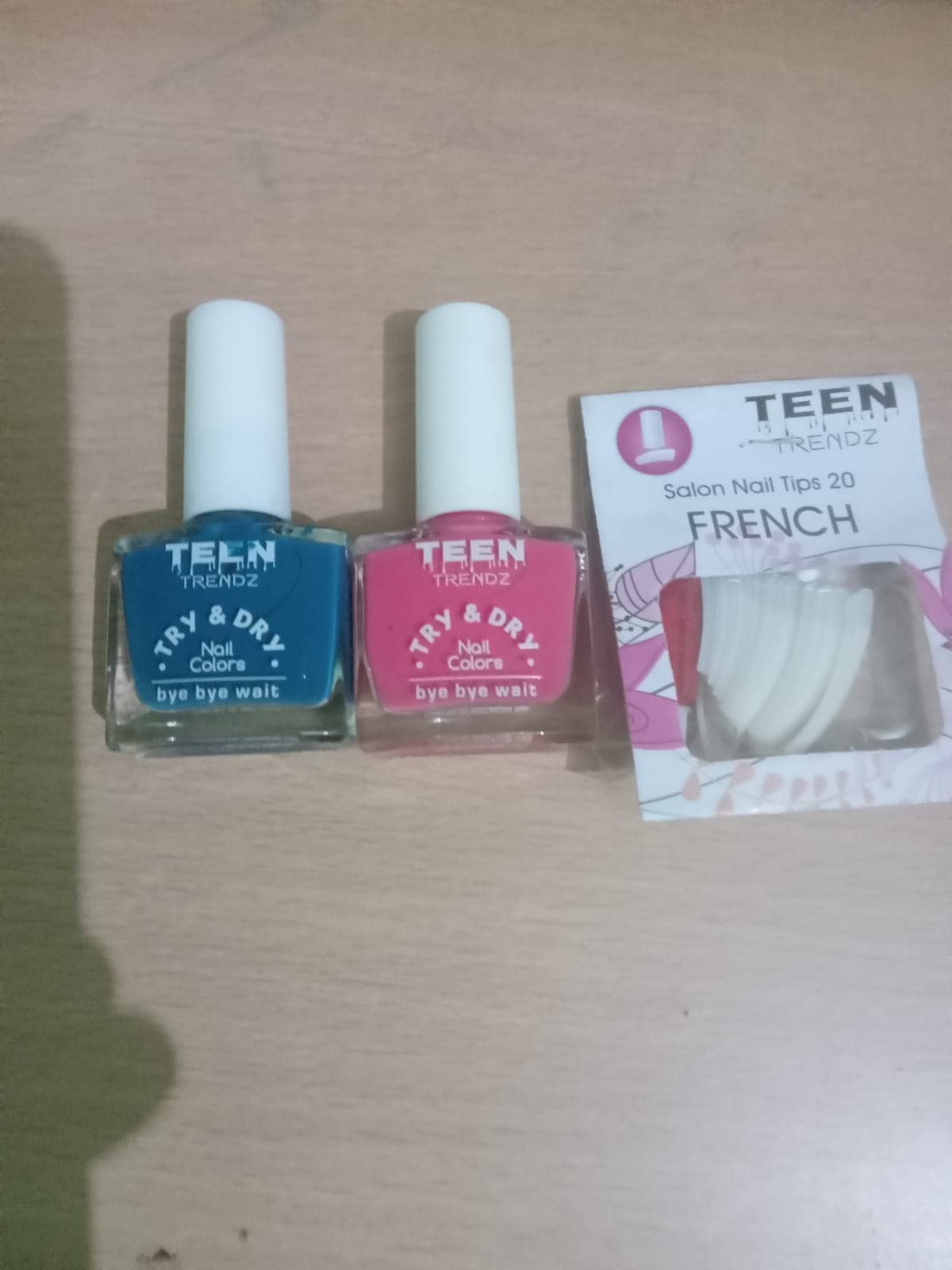 NS TEEN TRENDZ TRY & DRY Nail Polish Pack of 2 with Free Salon Nail Tips (20 Count) & Nail Glue | Quick-Dry Nail Colors for Teens, At-Home Manicures & Nail Art Designs