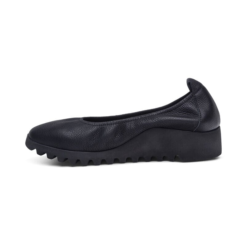 AETREX BRIANNA Women's Comfortable Ballet Flats - Lightweight & Supportive Shoes for Walking, Work, and Casual Wear