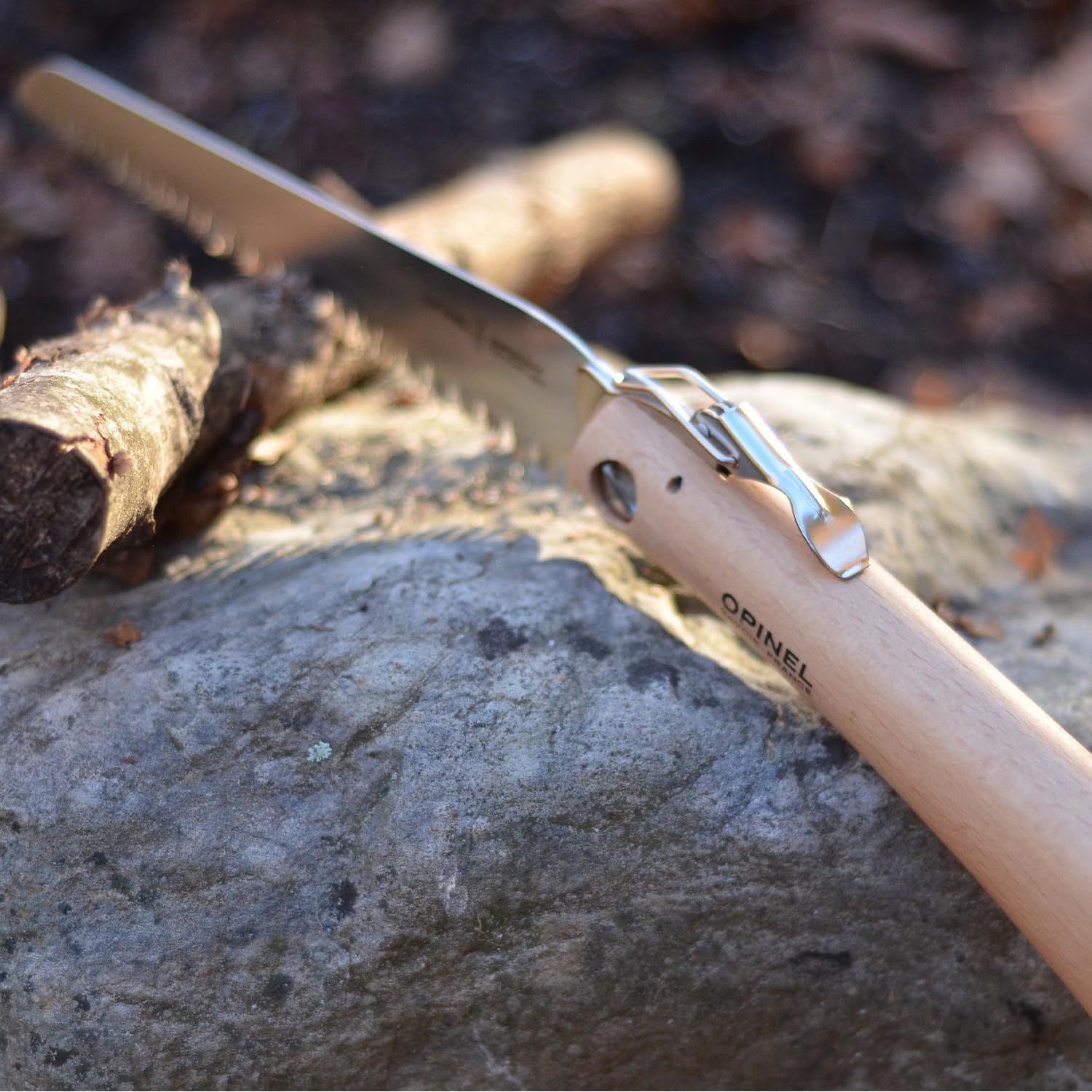 Opinel No.12 Folding Saw - Carbon Steel Pruning Saw with Beechwood Handle for Gardening, Camping & Outdoor Activities | Compact Folding Design for Tree Trimming, Bushcraft & Woodworking