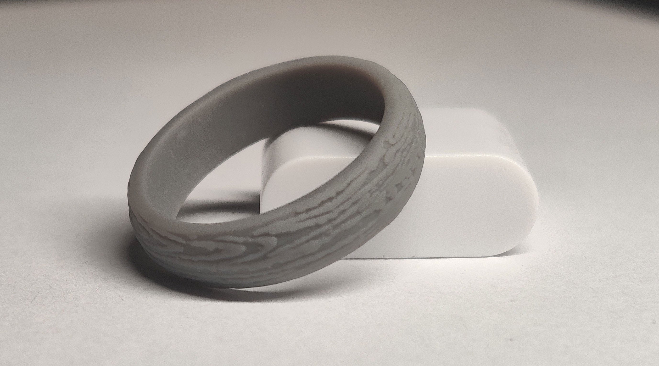 Scroll Wheel Ring - Adjustable Spinner Ring for Stress Relief & Anxiety - Perfect for Office, Travel & Meditation (Tree Design)